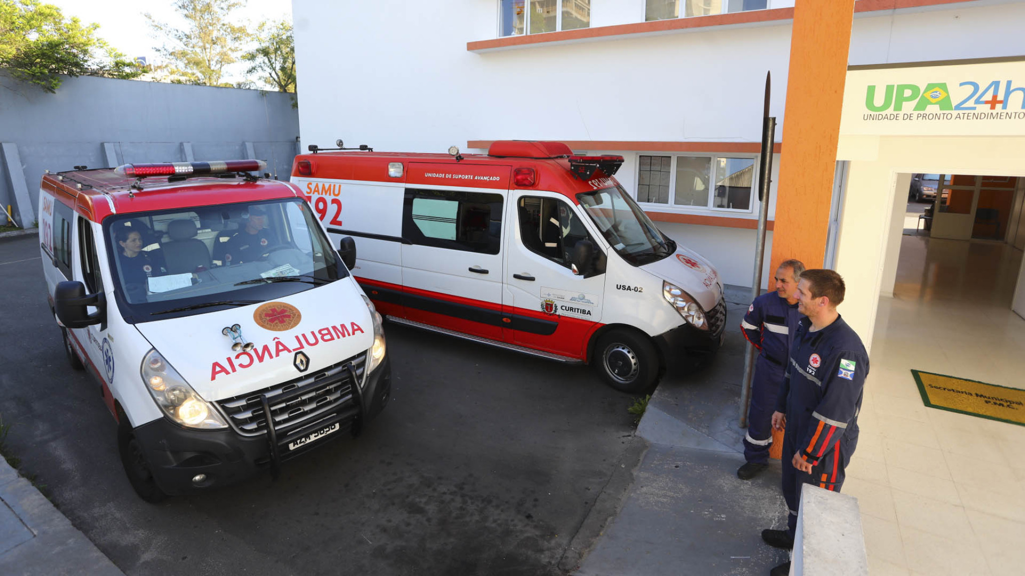 Deputado Matheus Vermelho (PP) apresenta projeto que proíbe retenção de macas de ambulâncias por hospitais