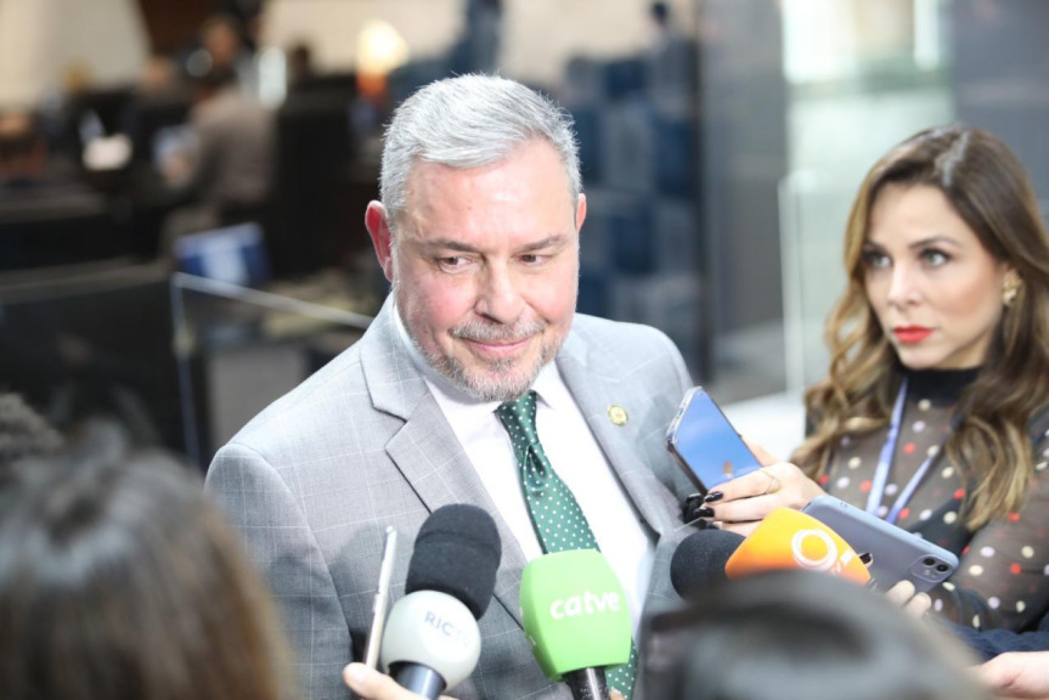 Projeto quer obrigar estabelecimentos a informar a substituição de queijo e outros lácteos por produtos análogos