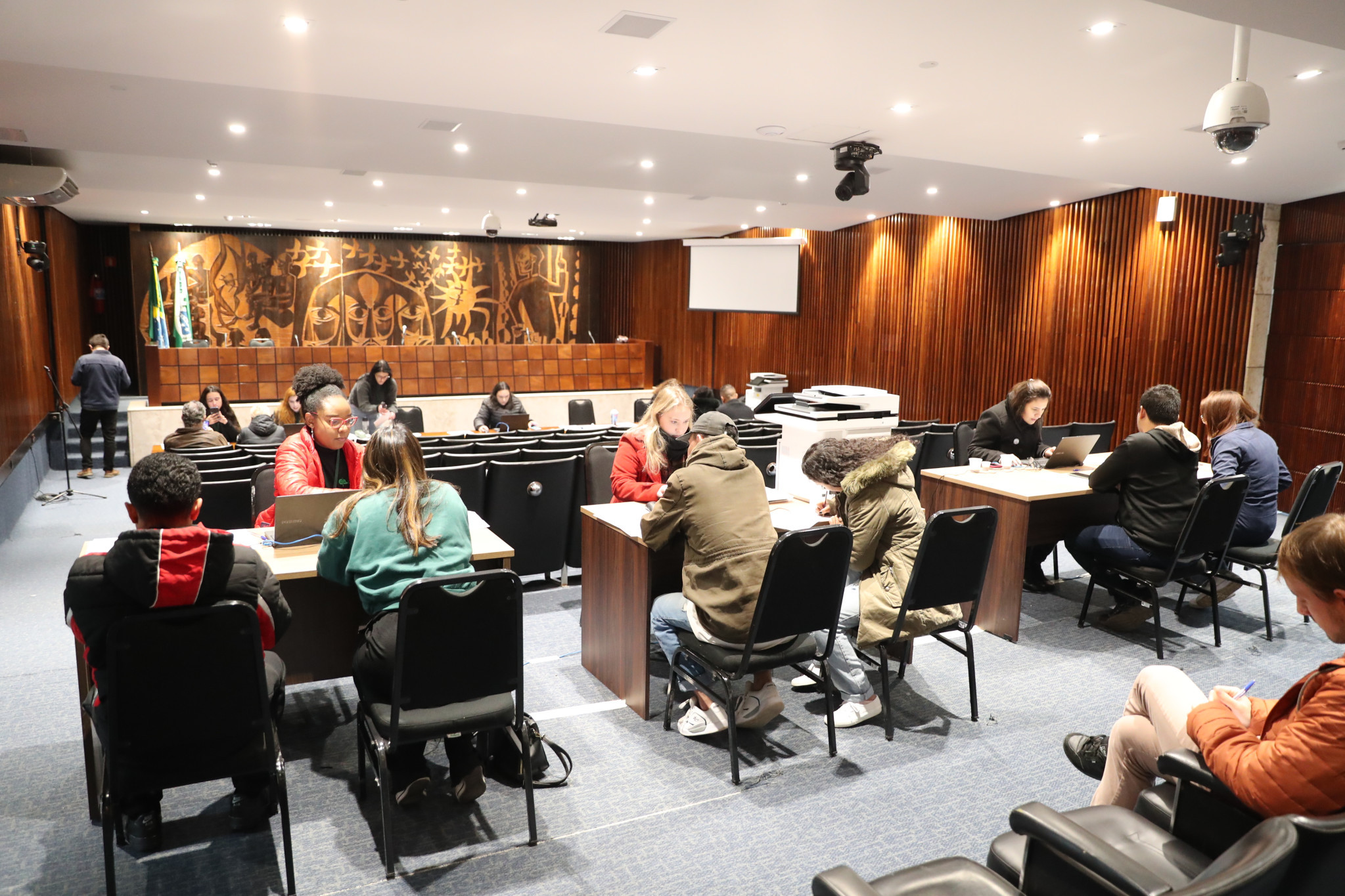 Mutirão da Defensoria Pública na Assembleia promove formalização de divórcios e acordos familiares