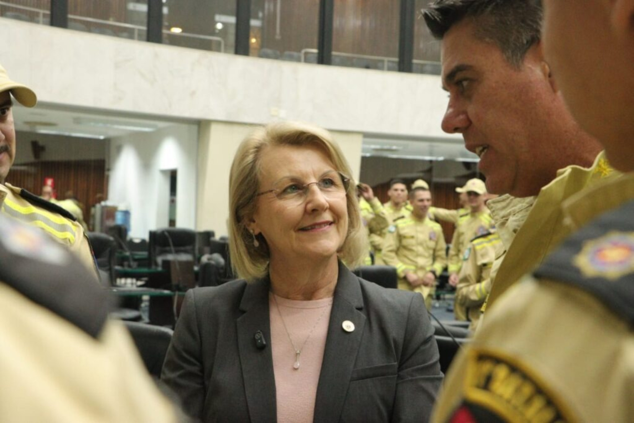 Deputada Secretária Márcia Huçulak (PSD) destaca trabalho dos bombeiros na proteção a vida