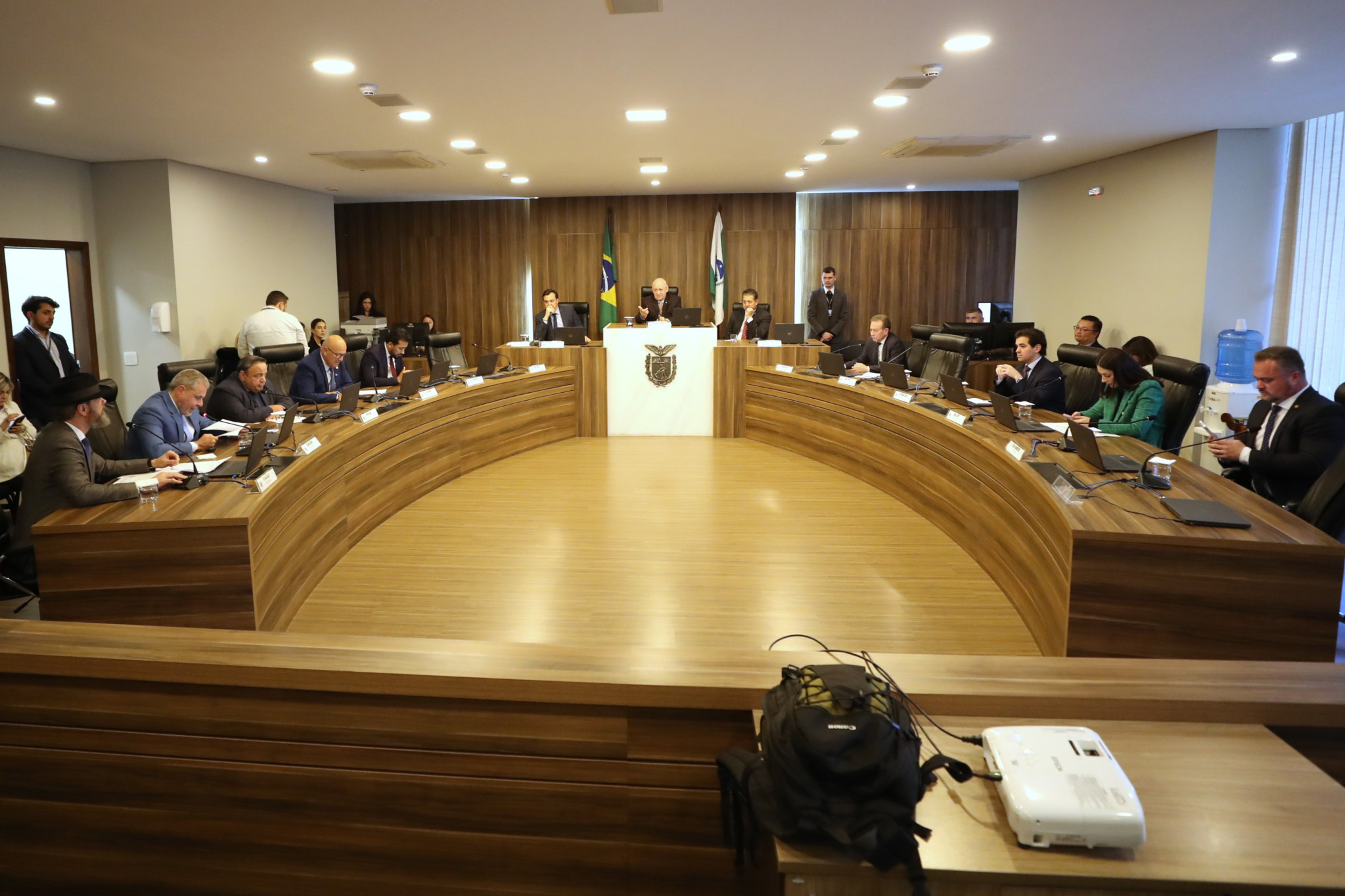 CCJ inicia análise de proposta do Governo que amplia o Programa Colégios Cívico-Militares