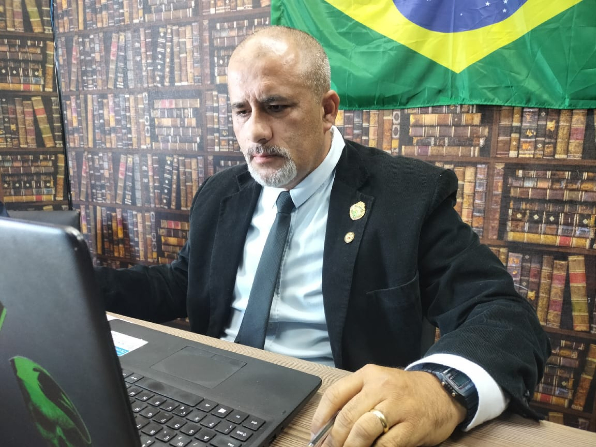 Onde foram parar os R$ 95 milhões adiantados pelo Governo ao Tecpar?, questiona deputado