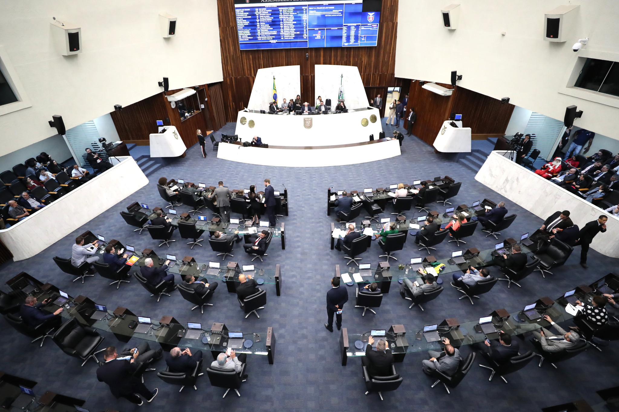 Assembleia Legislativa bate recorde de projetos protocolados em 2023