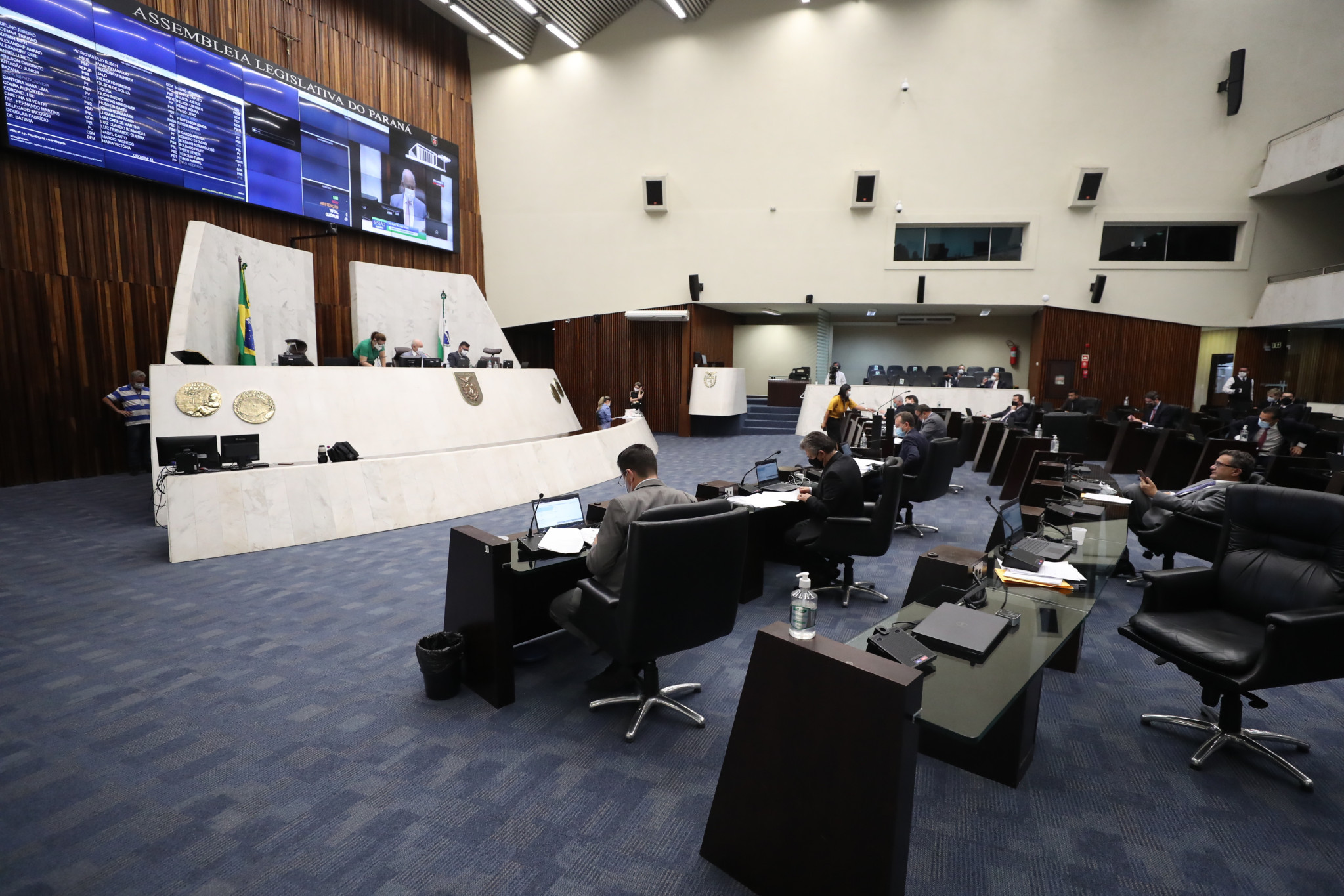 Assembleia aprova em primeira discussão financiamento das Universidades Públicas