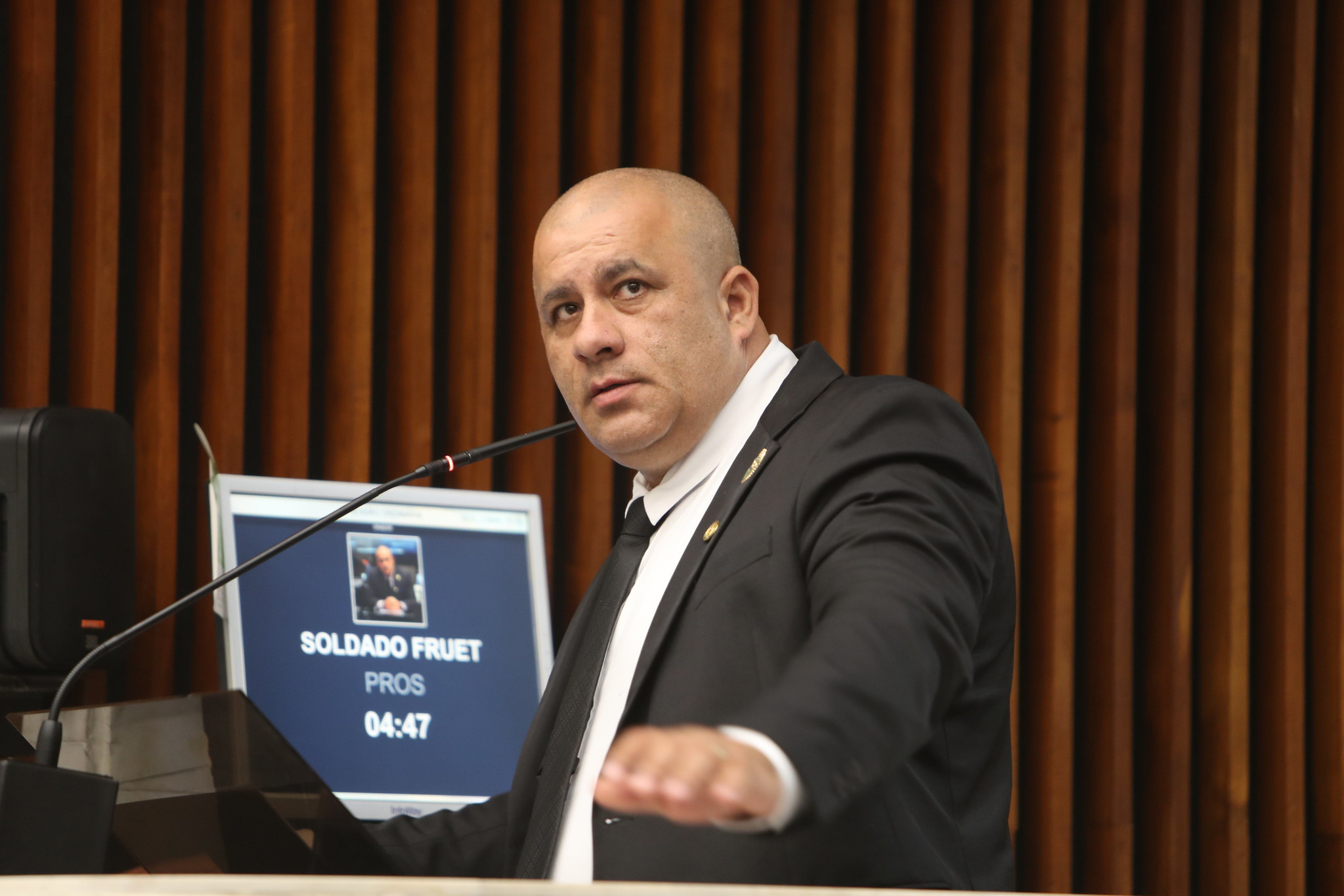 Deputado pede prorrogação do prazo para consulta sobre concessão do PNI