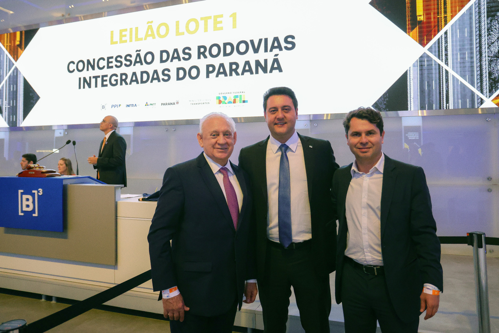 Poder Legislativo participa de leilão de pacote de concessões das rodovias do Paraná