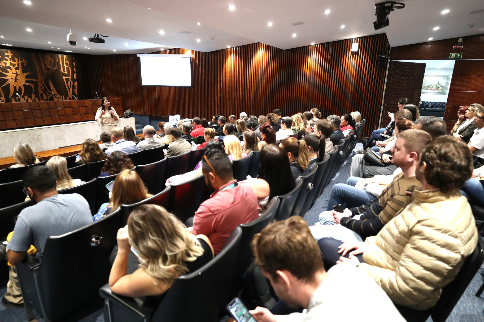Escola do Legislativo realiza palestra sobre Gestão de Riscos em Licitações