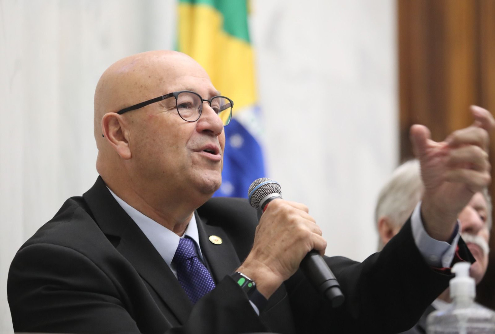 Deputado Luiz Claudio Romanelli (PSD) participa da instalação da Frente Parlamentar dos Geradores de Energia Renováveis
