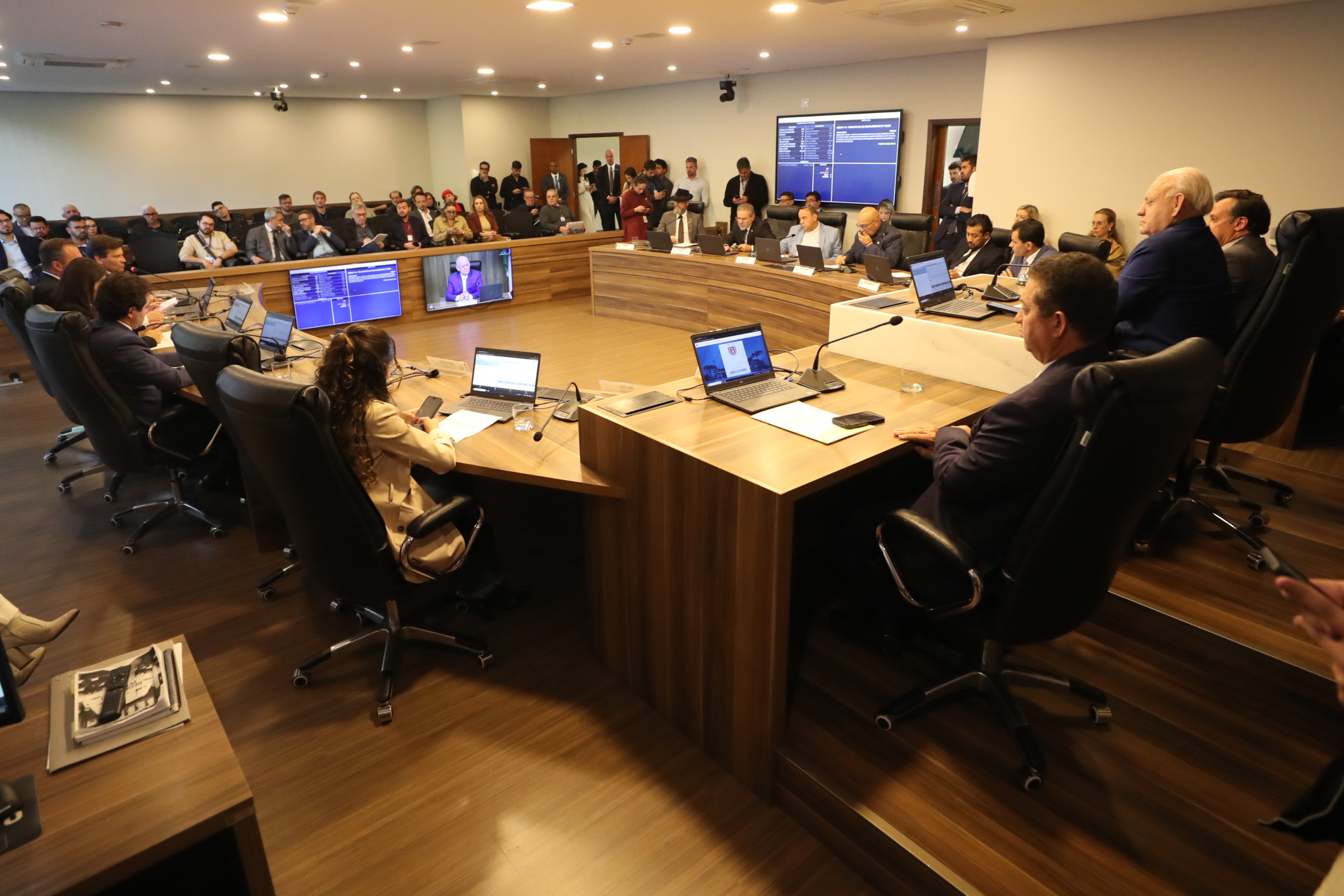 CCJ rejeita emenda ao projeto que trata do estatuto da Procuradoria-Geral do Estado (PGE)