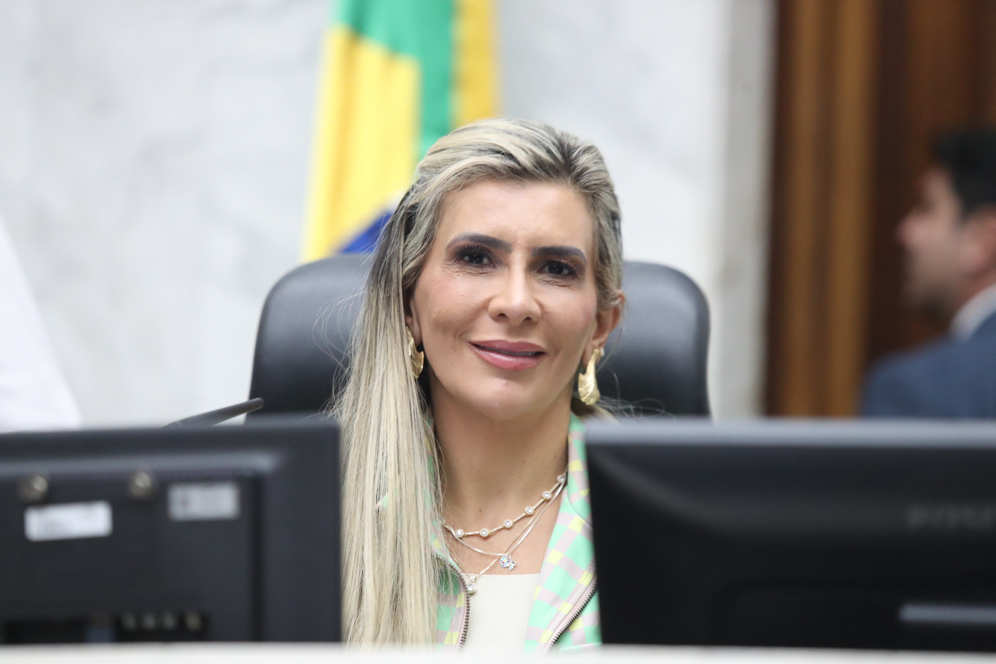 Deputada Flávia Francischini (União) apresenta proposta com novas sanções para a produção e comercialização de bebidas adulteradas ou falsificadas