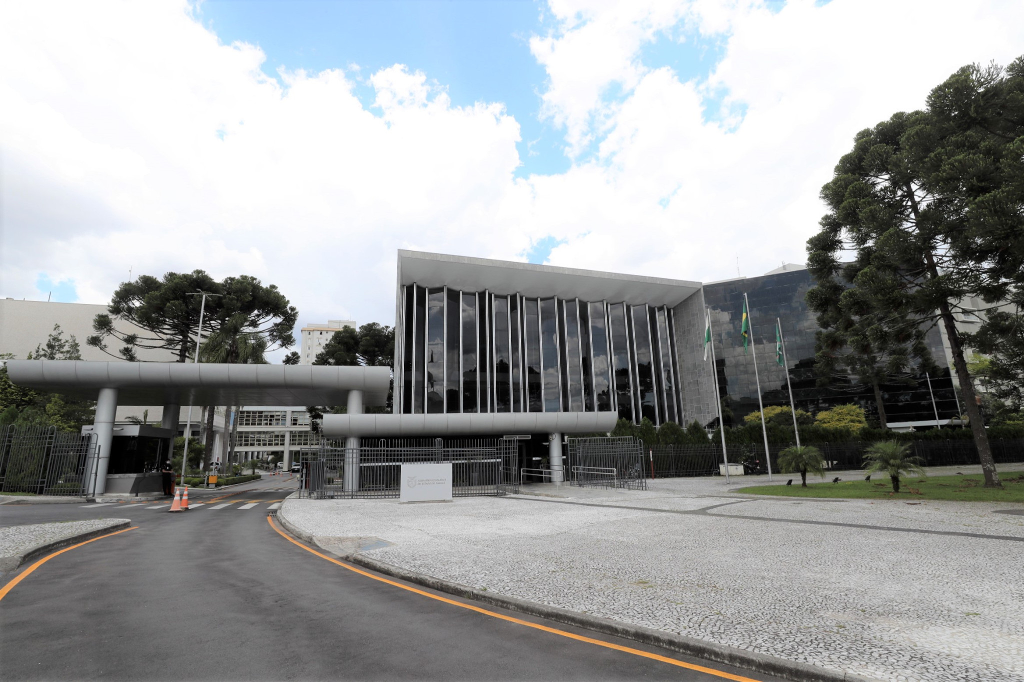 Agenda legislativa reconhece ações nas áreas de saúde, comunidades e apoio jurídico