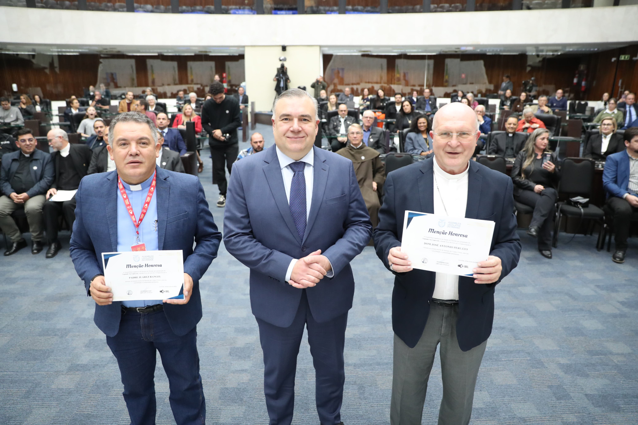 Em sessão solene, Assembleia celebra semana de Corpus Christi e legado de São João Paulo II