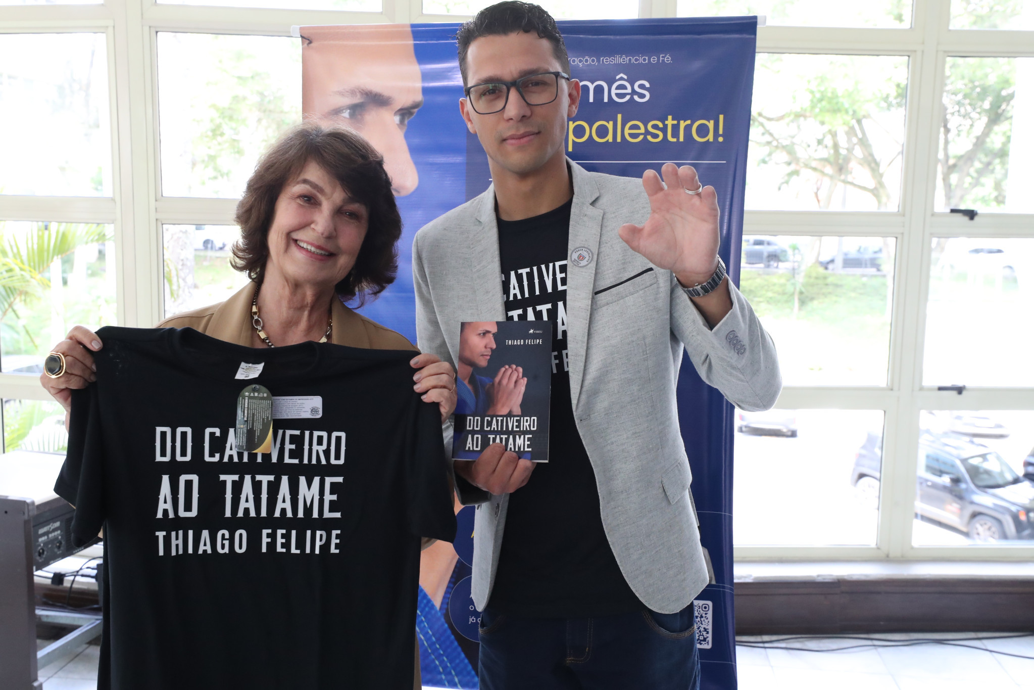 Livro lançado na Assembleia Legislativa narra jornada de superação de paratleta