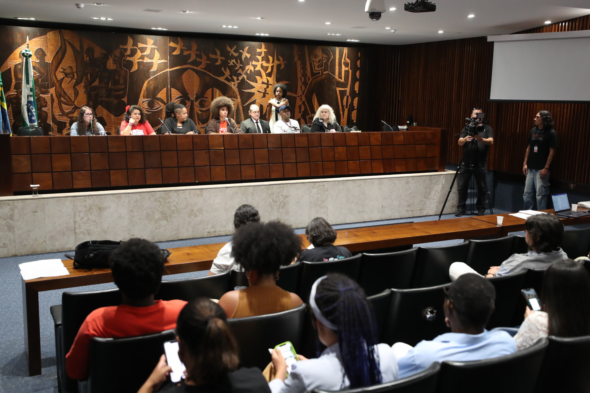 Frente Parlamentar da População em Situação de Rua convocará audiência pública para debater internações involuntárias