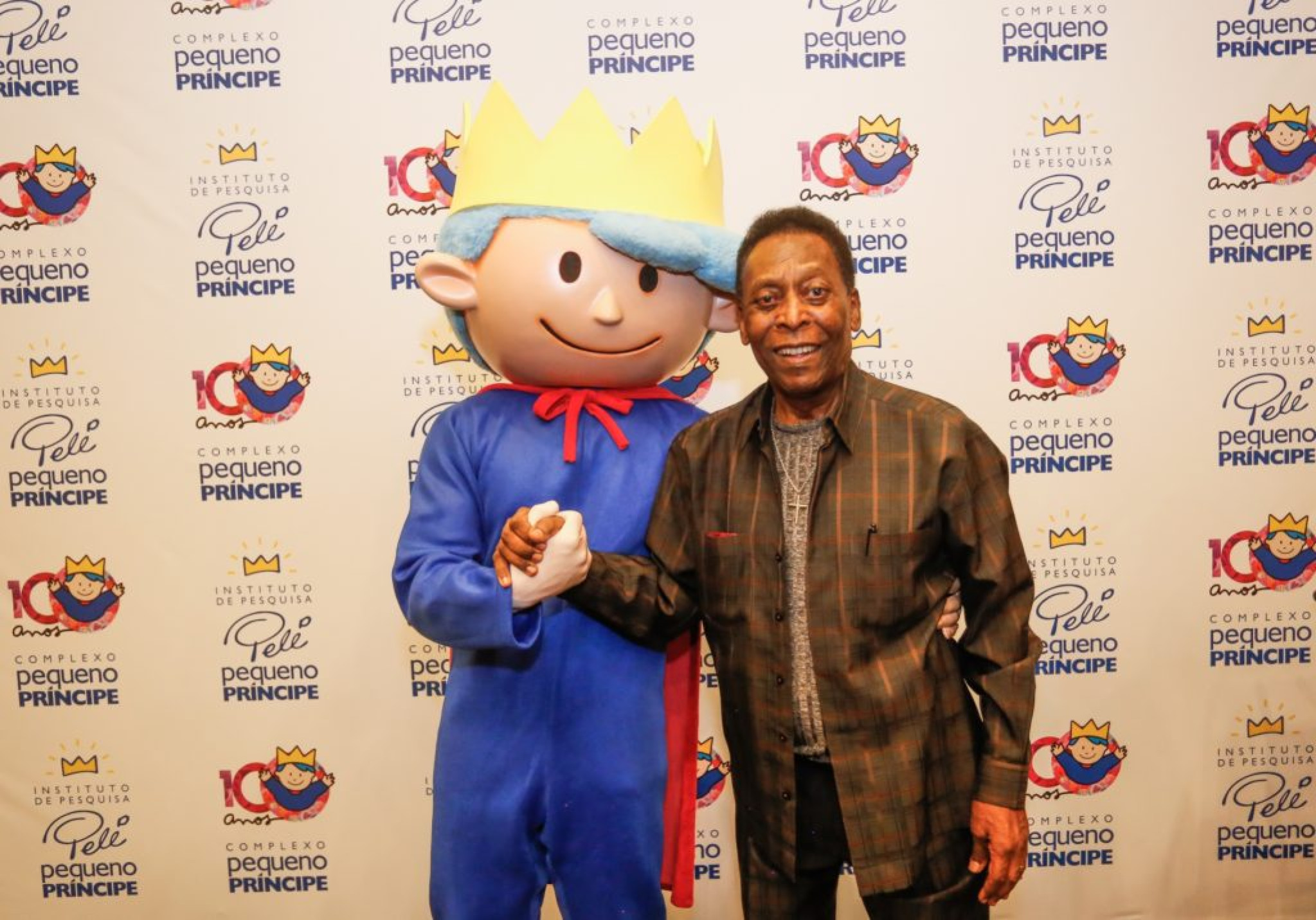 Projeto cria o Dia do Rei Pelé no Calendário Oficial do Estado