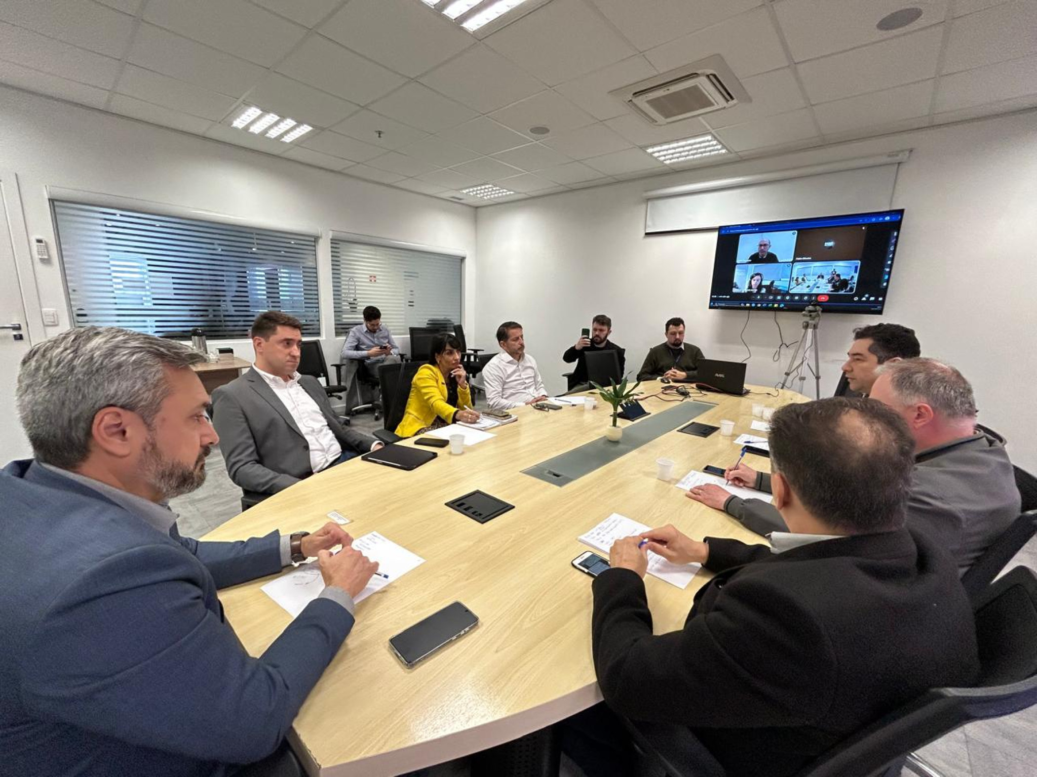 Assembleia Legislativa debate cobrança de pedágio de caminhões com ANTT, Receita Estadual e concessionárias