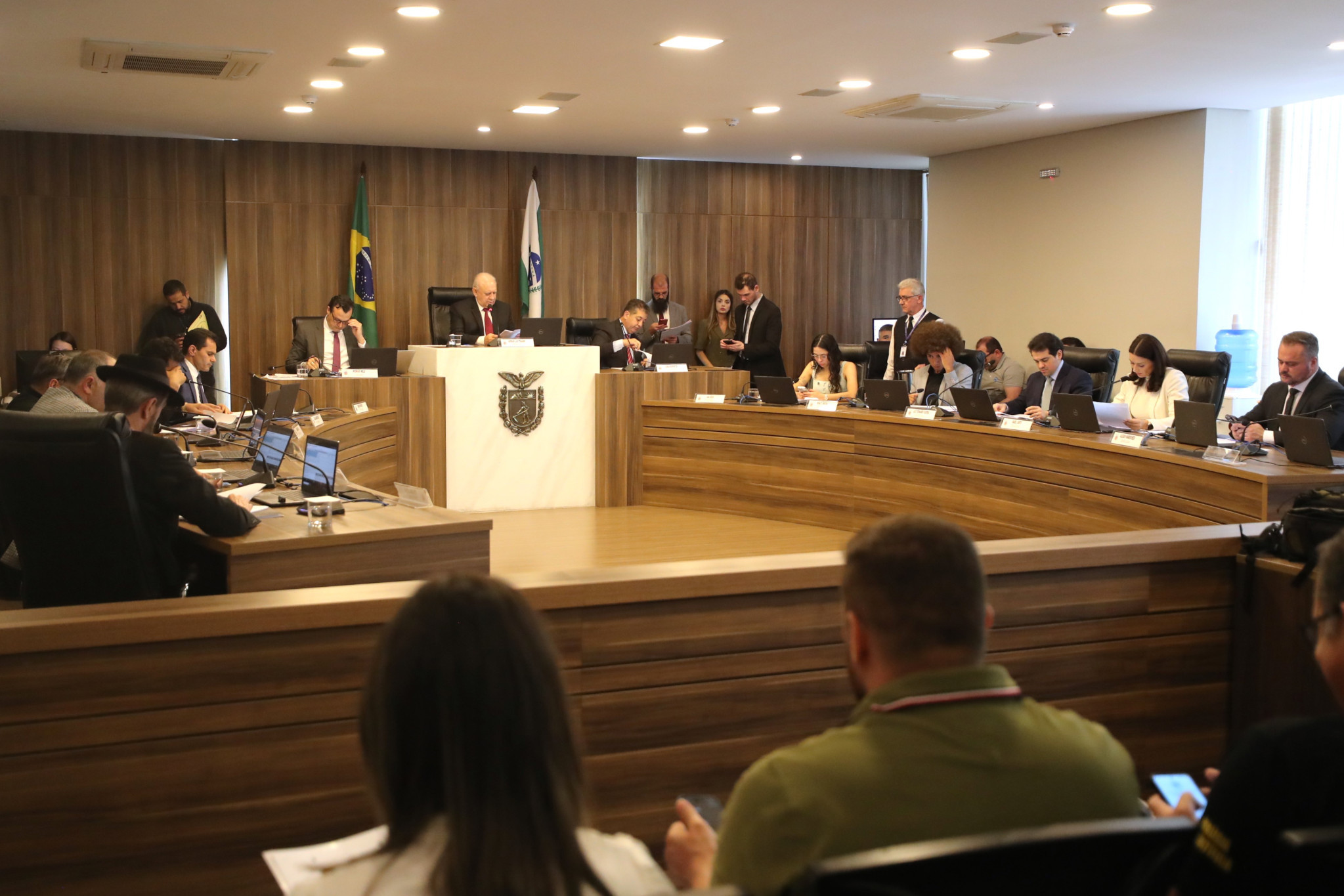 CCJ aprova projeto de lei que cria o Programa Regulariza Paraná