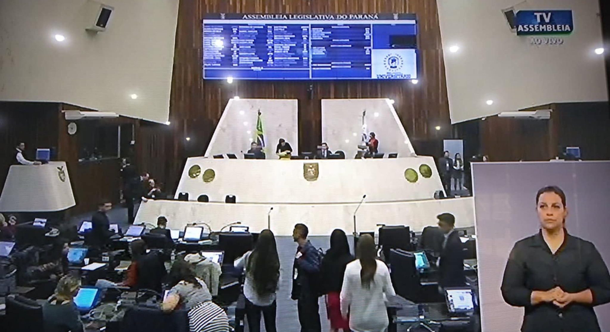 Sessões da Assembleia Legislativa são traduzidas em Libras