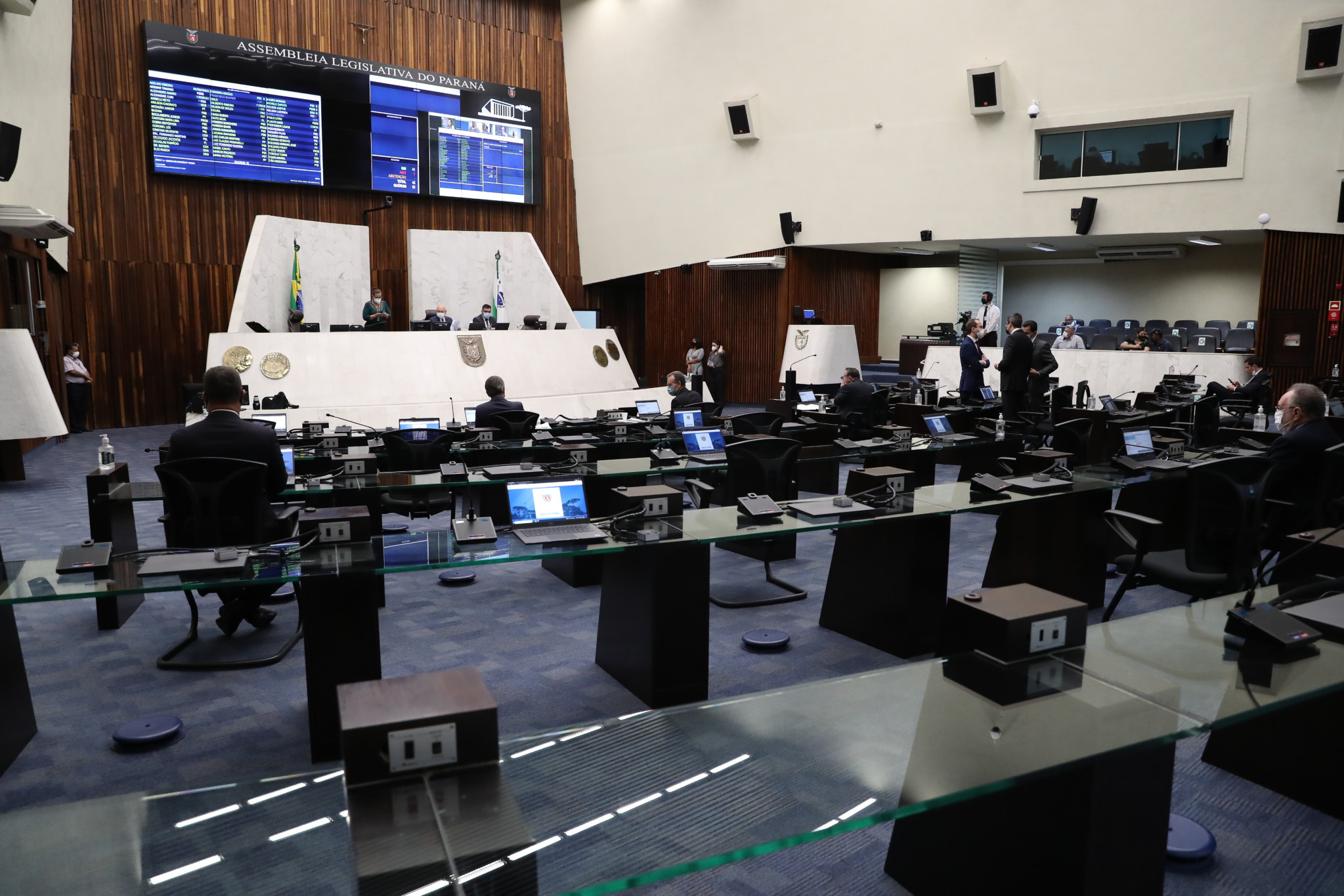 Deputados aprovam pagamento do auxílio alimentação para agentes penitenciários
