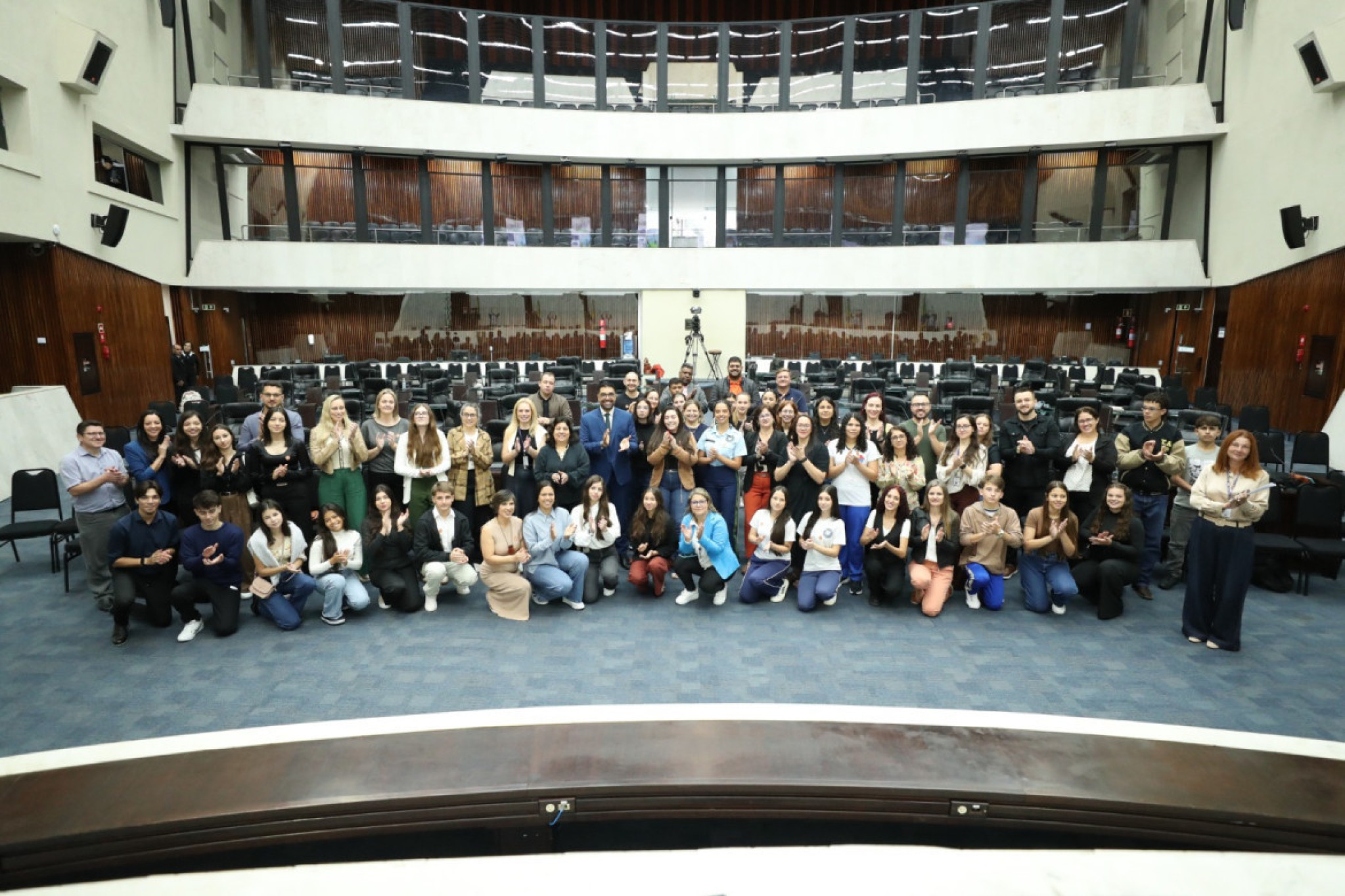 Assembleia recebe a Caravana da Cidadania do projeto Geração Atitude 2025 e premia vencedores