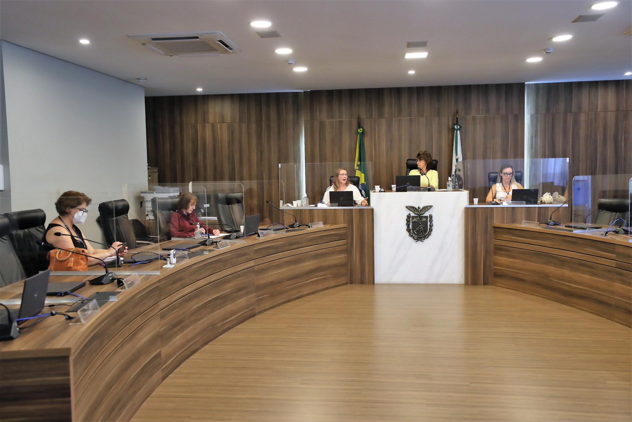 Debate sobre violência política abre a campanha “21 Dias de Ativismo pelo Fim da Violência contra as Mulheres”