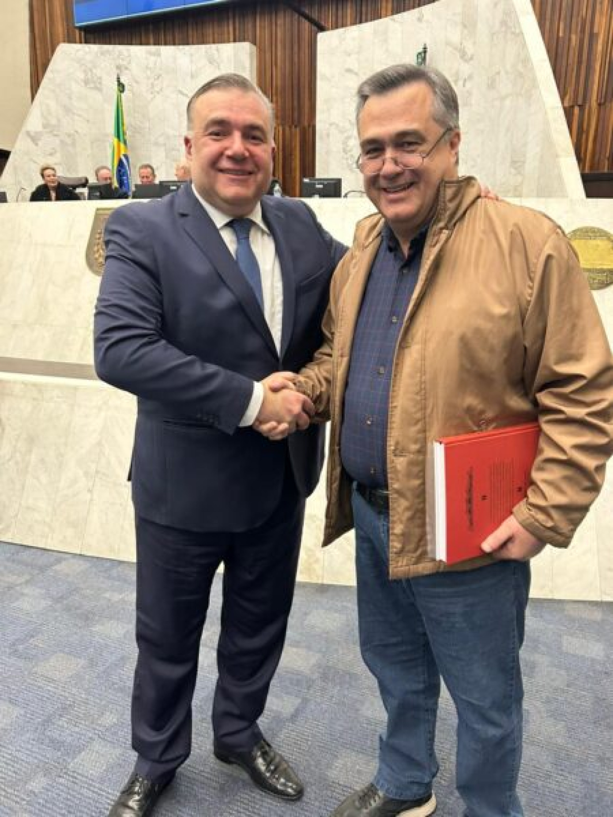 Deputado Ney Leprevost (União) adere à campanha de multivacinação da secretaria estadual de Saúde do Paraná