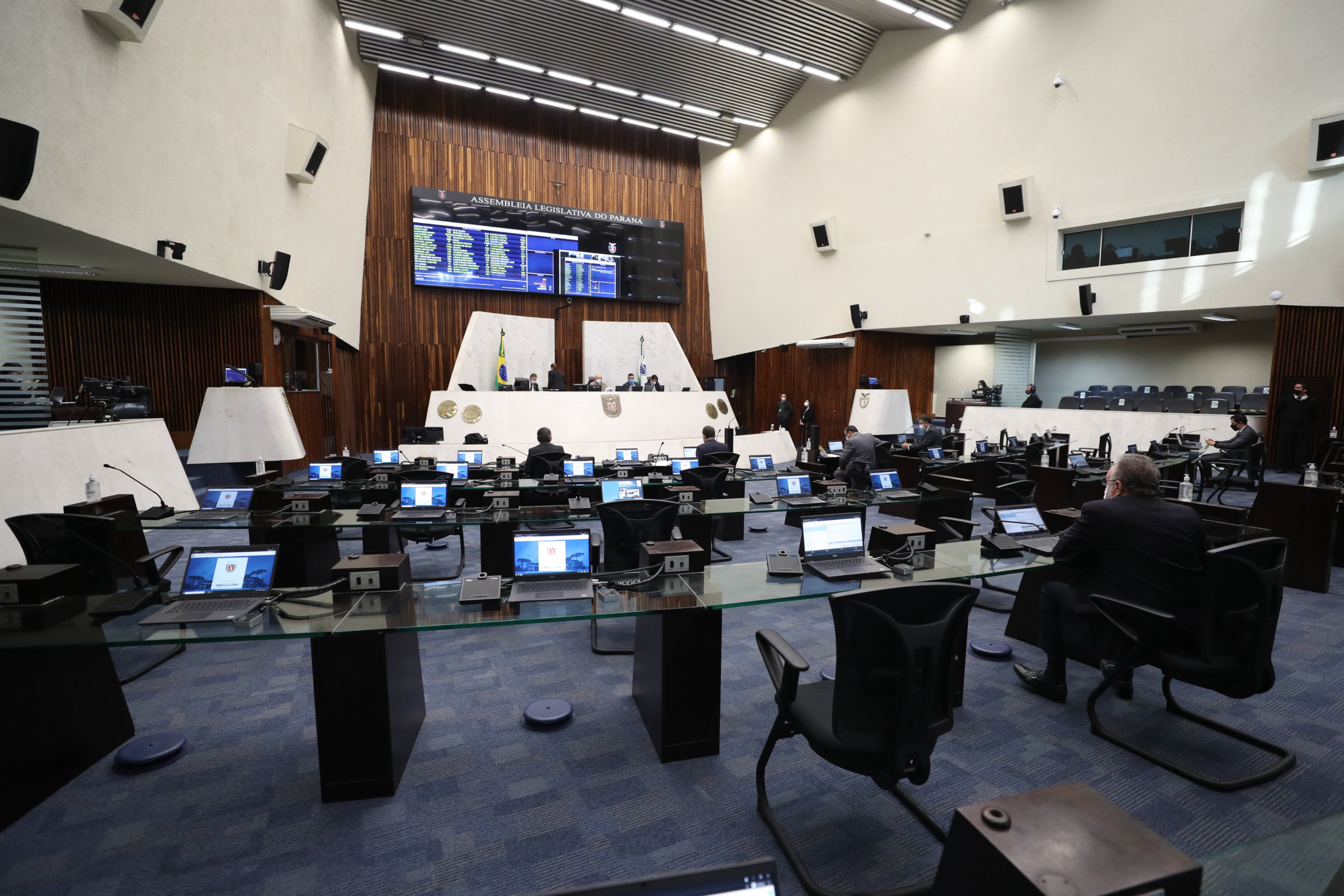 Assembleia aprova programa de desburocratização do empreendedorismo