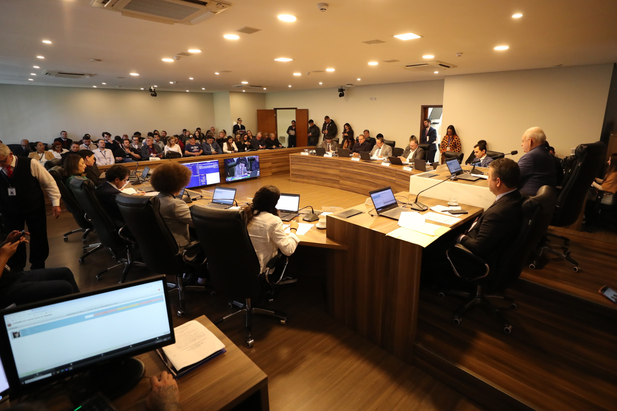 CCJ inicia análise do projeto que cria o Código de Ética e Decoro Parlamentar da Assembleia