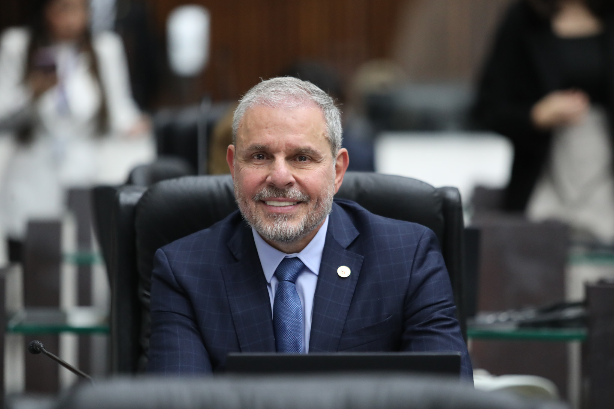 Projeto de Lei propõe transparência sobre uso de produtos que imitam queijo e lácteos no Paraná