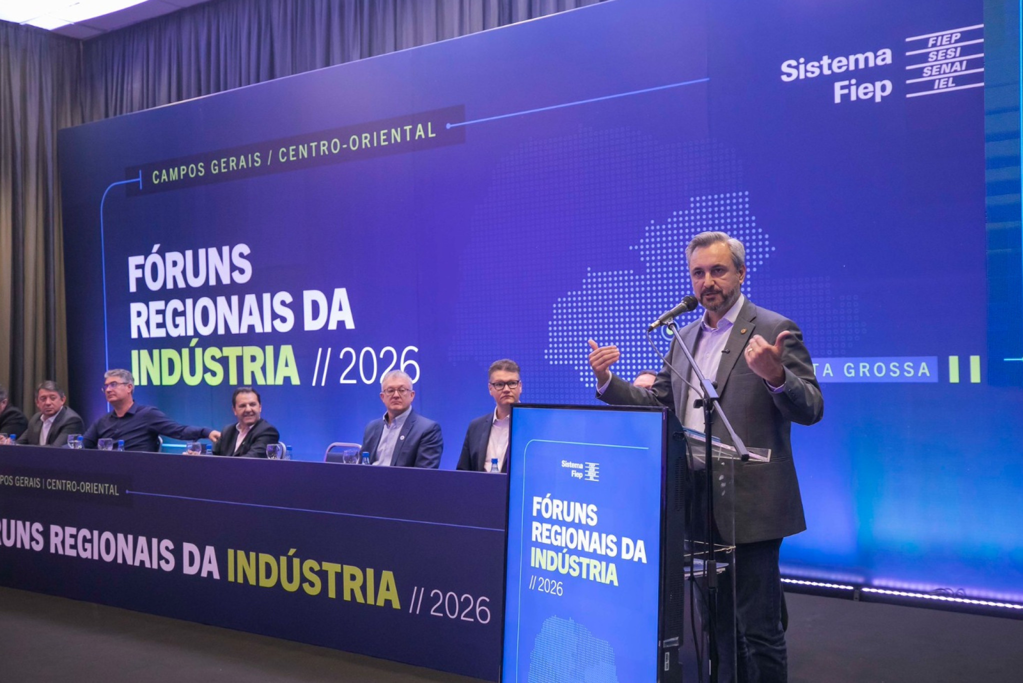 “Indústria impulsiona o crescimento de Ponta Grossa”, diz deputado Fabio Oliveira em evento da Fiep (Novo)