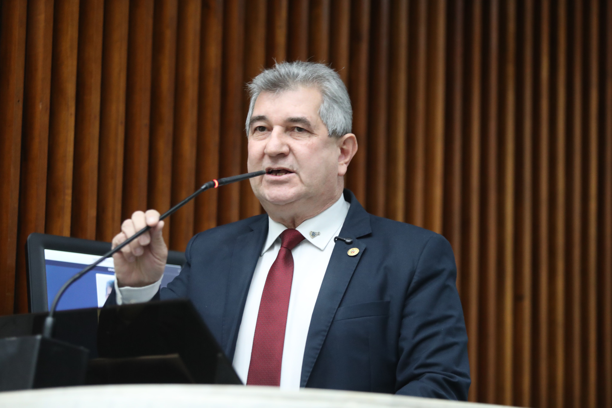 Deputado Bazana (PSD) defende escolas especializadas e pede revisão de Decreto Federal que altera política de educação inclusiva