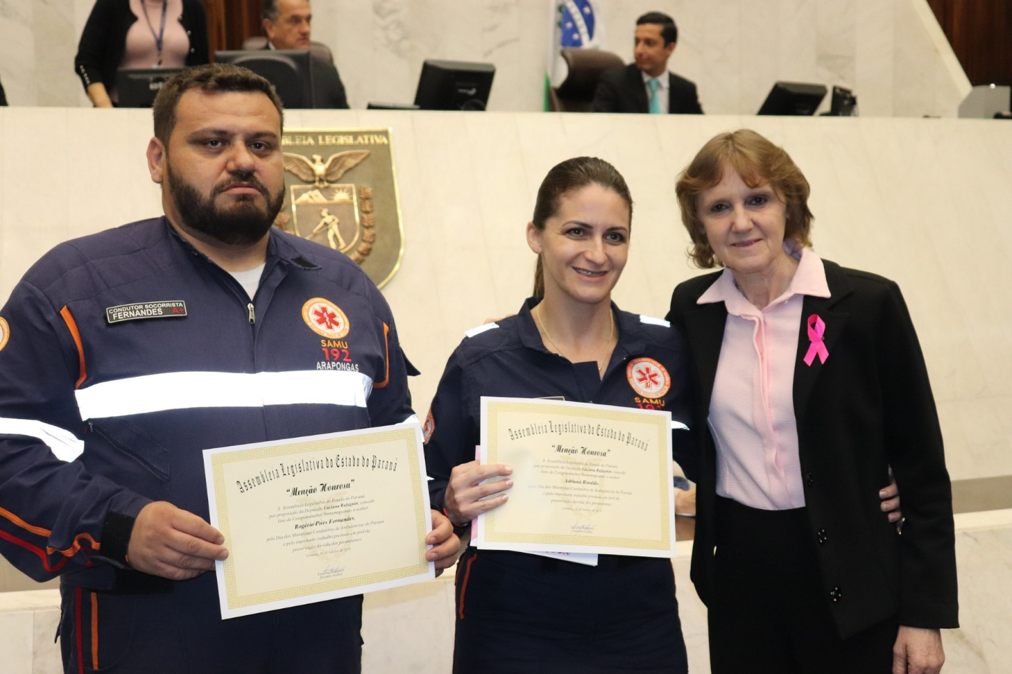 Deputada Luciana Rafagnin (PT) presta homenagem a motoristas condutores de ambulância