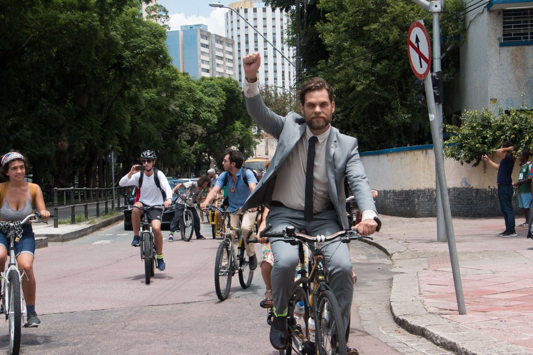 Deputado Goura (PDT) representa Assembleia no Velo-City 2023, o maior evento internacional sobre bicicleta