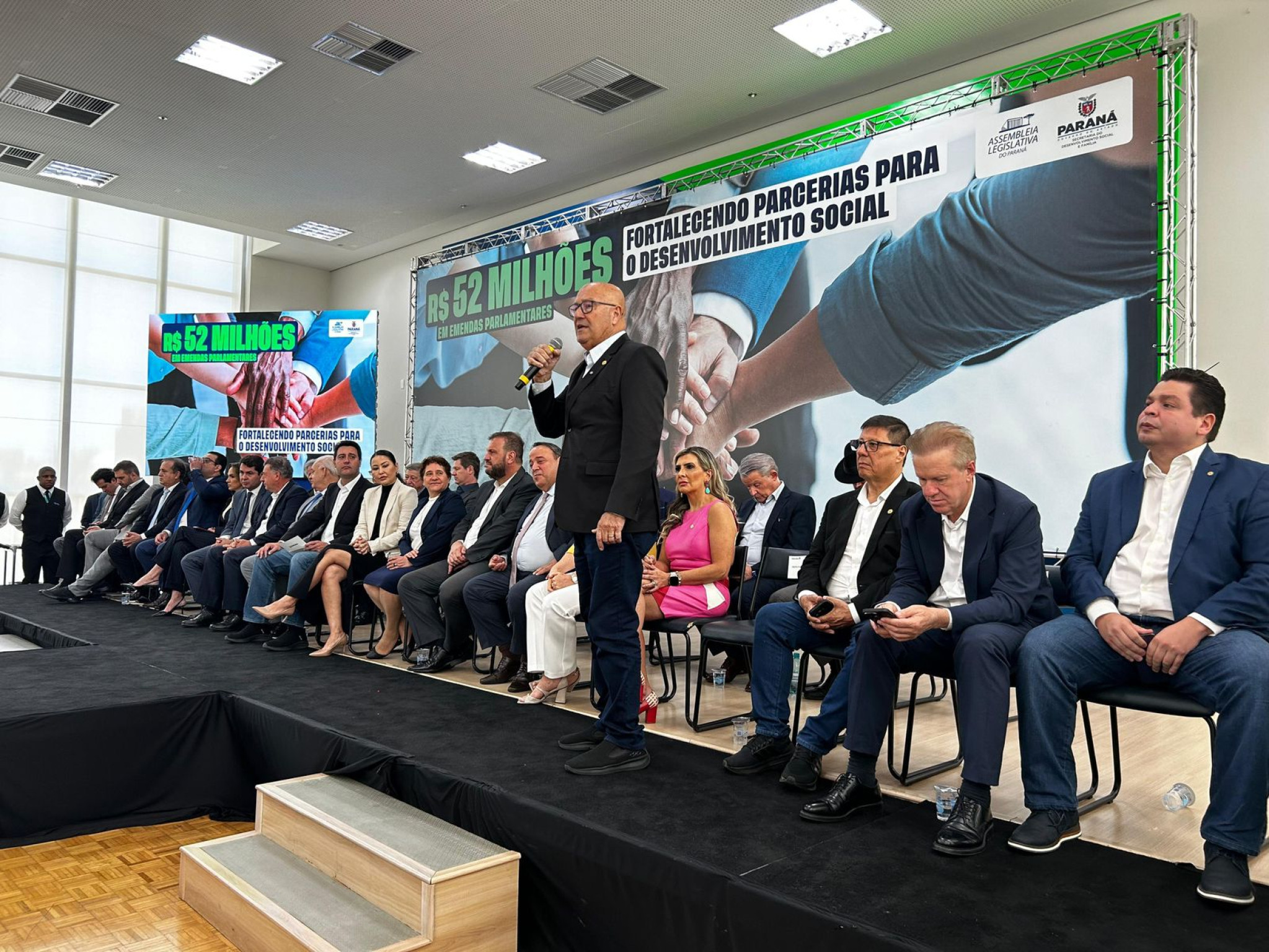 Deputado Luiz Claudio Romanelli (PSD) celebra mais recursos do orçamento para entidades sociais