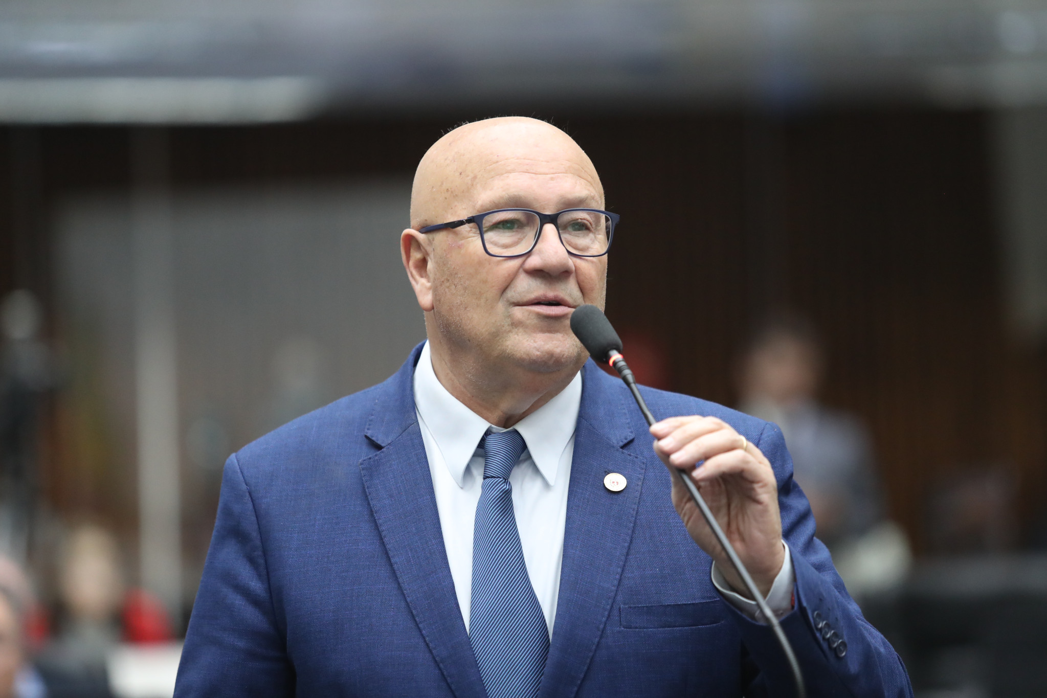 Em requerimento, deputado Romanelli (PSD) pede ao MEC liberação imediata dos recursos atrasados do Escola em Tempo Integral