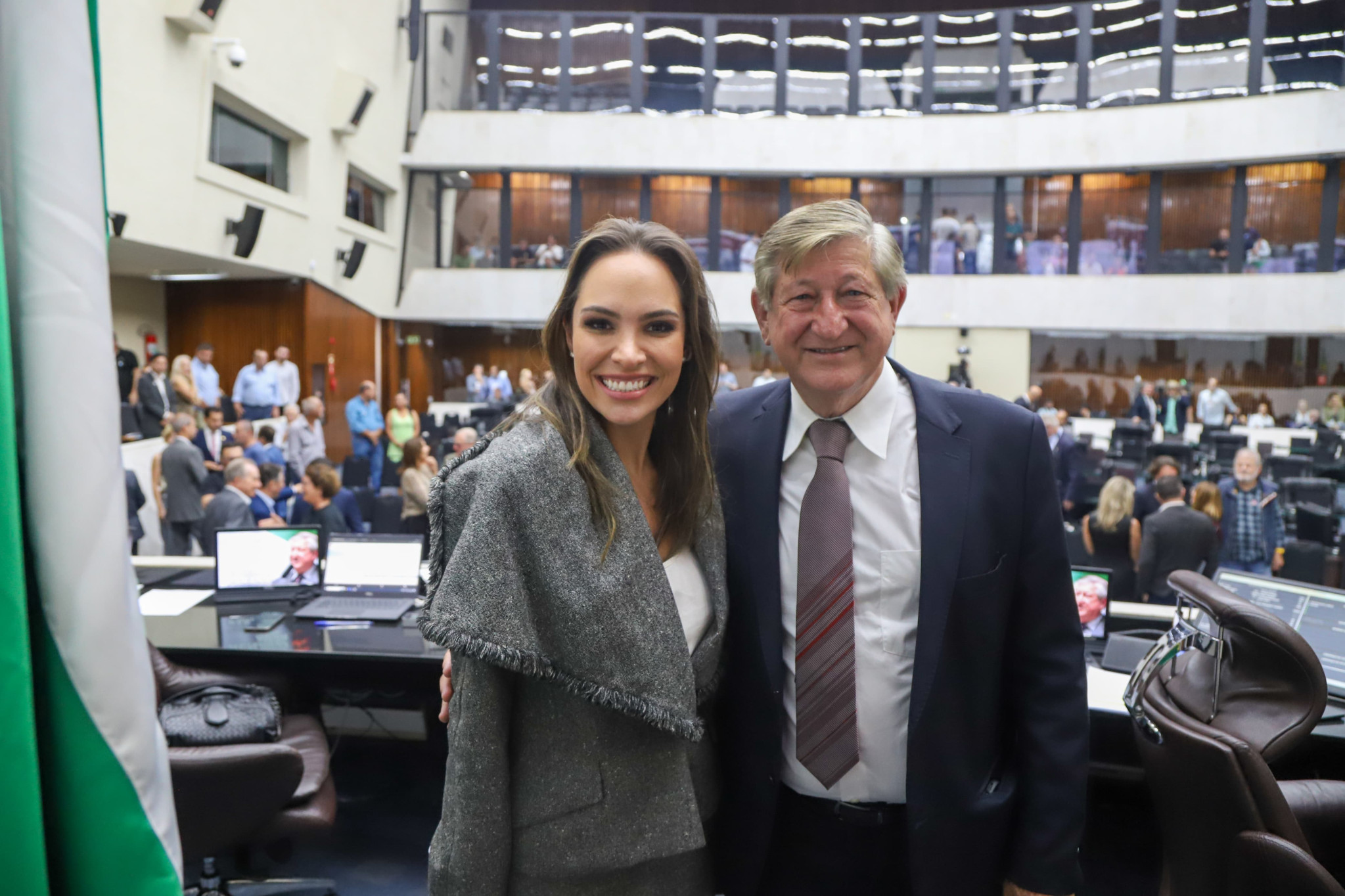 “Renato Adur cultiva respeito dos aliados e também dos adversários”, afirma deputada Maria Victoria (PP)