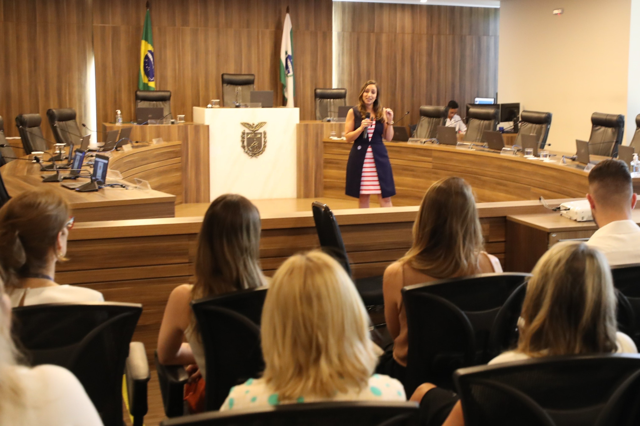 Palestra destaca a importância do Aprimoramento Comunicacional nas Relações Profissionais