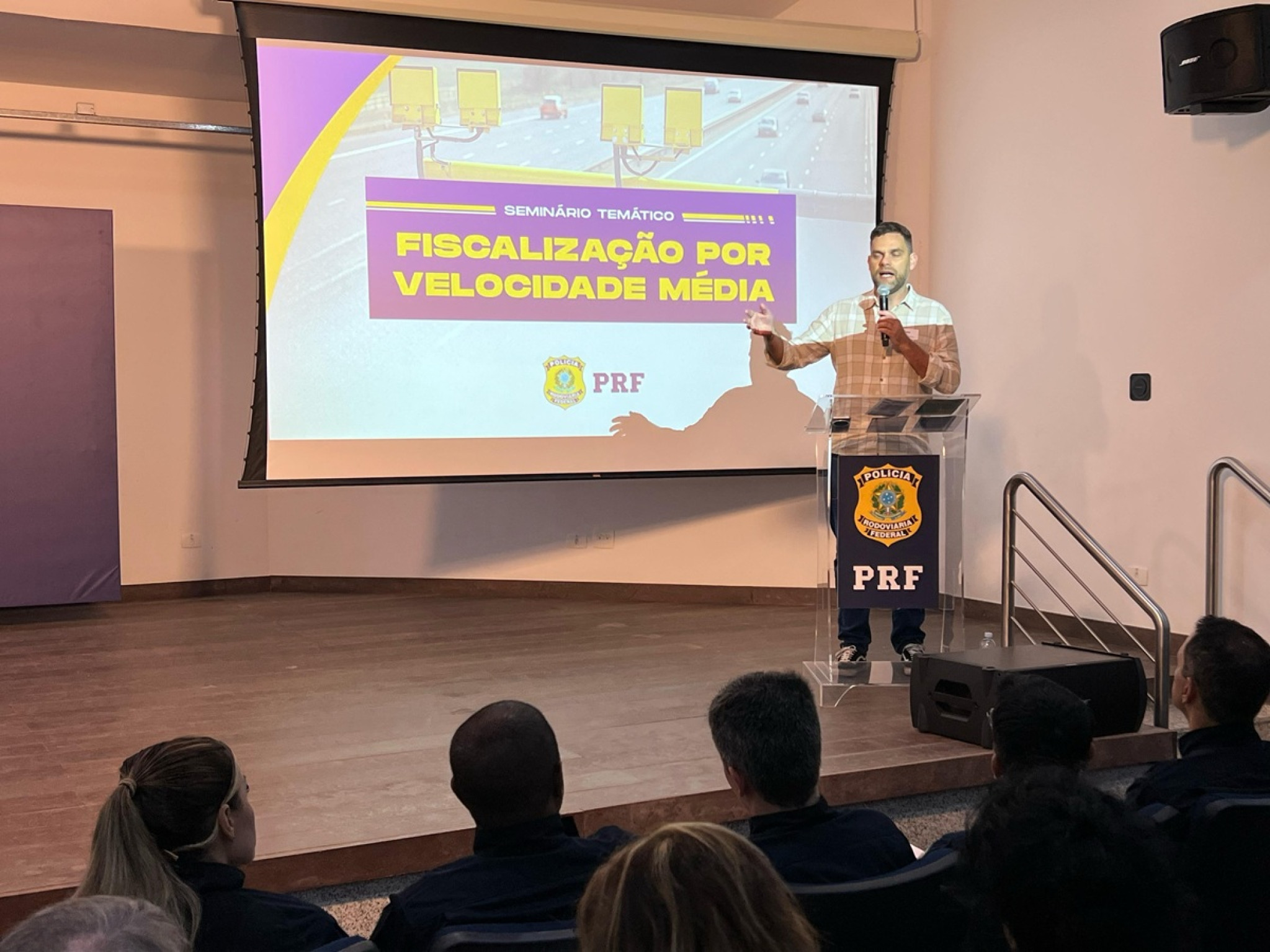 Deputado Goura (PDT) destaca importância de vias calmas para redução de mortes no trânsito em evento na PRF Paraná