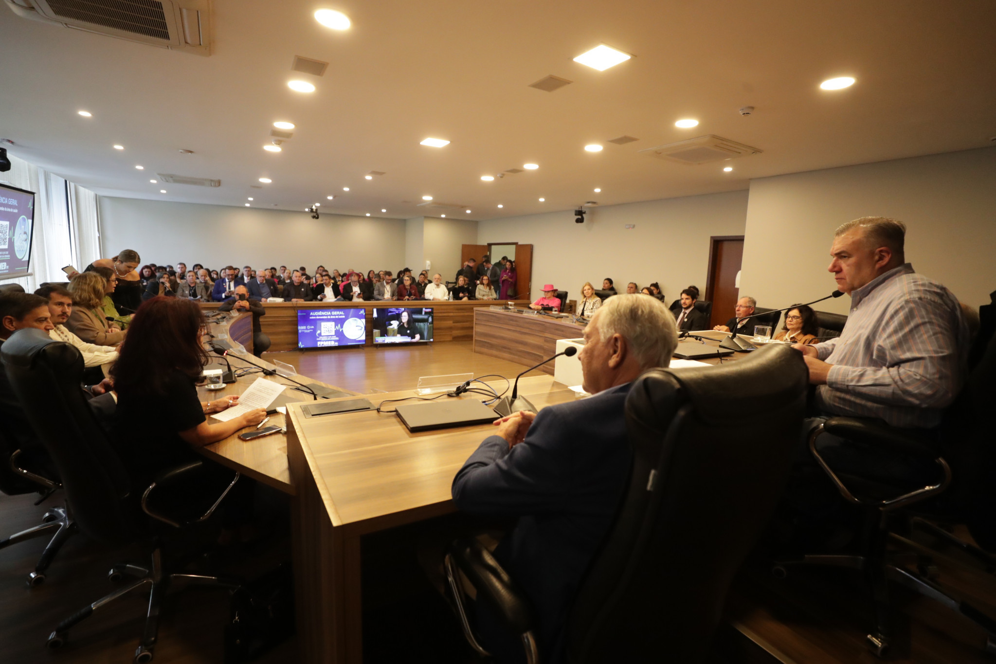 Frente Parlamentar da Medicina da Assembleia Legislativa recebe demandas da área da saúde
