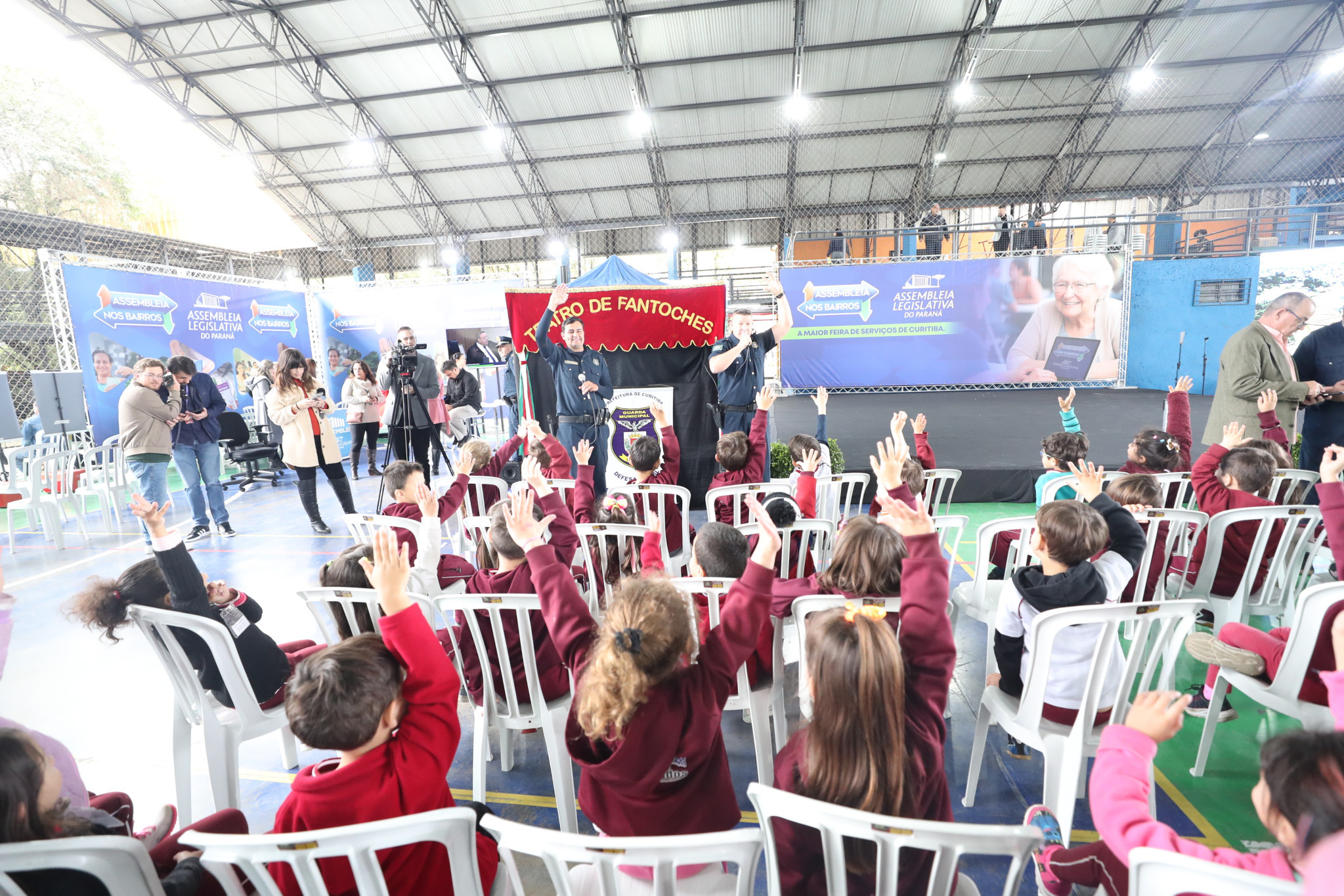 Assembleia nos Bairros realiza mais de 1.400 atendimentos gratuitos na edição de Santa Felicidade