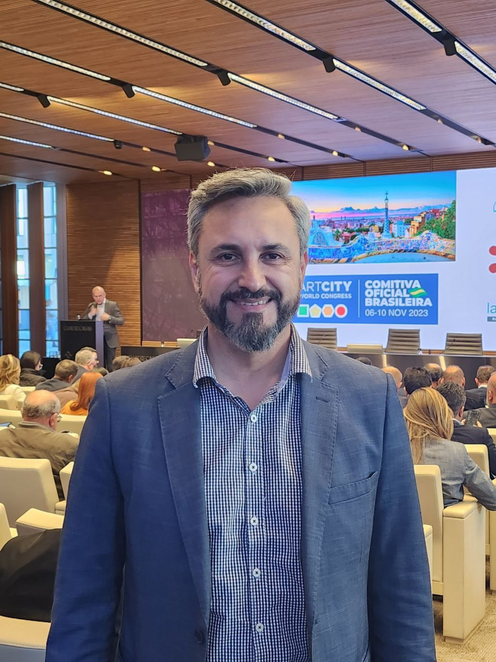 Deputado Fabio Oliveira (Podemos) representa Assembleia na Smart City Expo World Congress