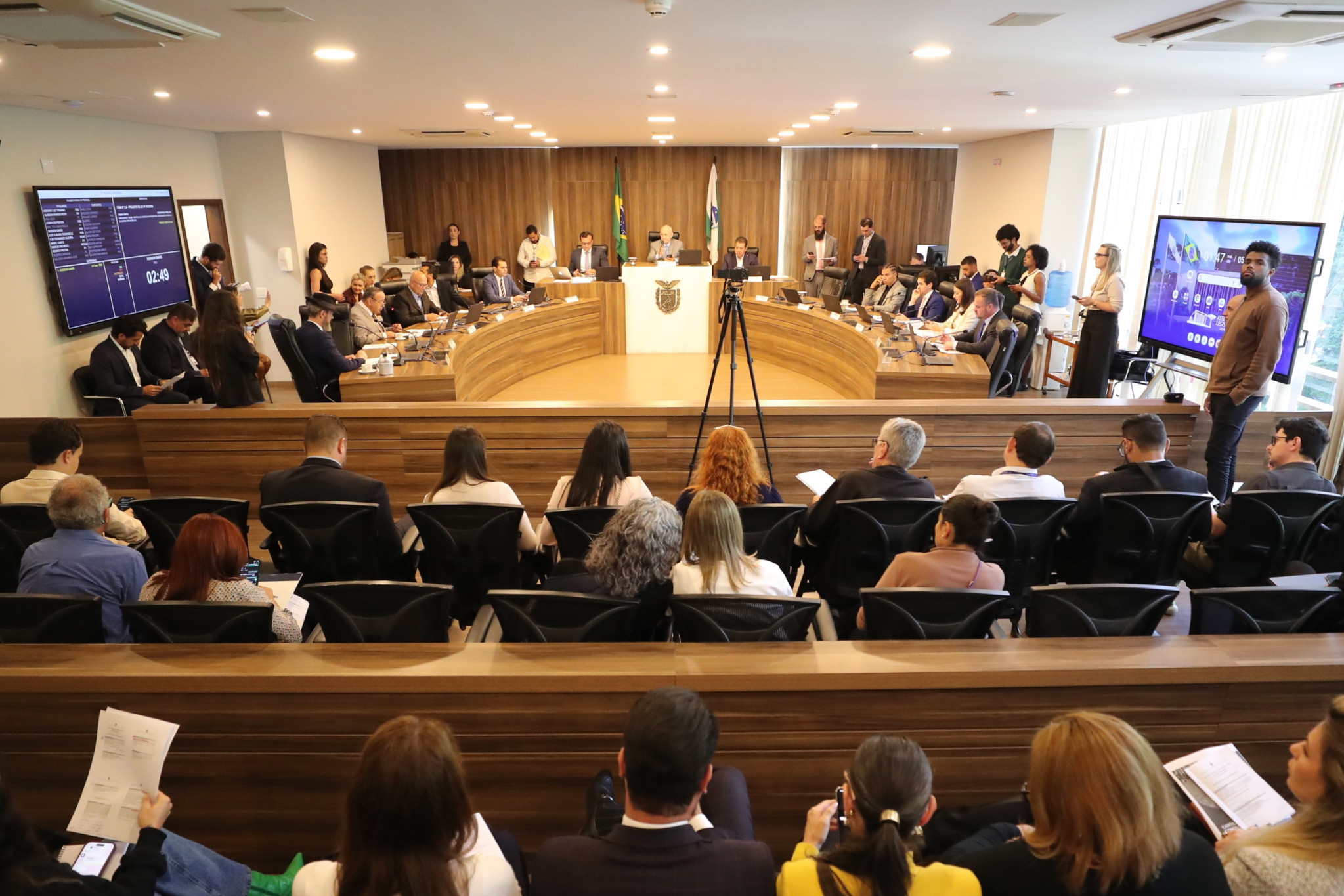 CCJ aprova propostas do Executivo que tratam de créditos internacionais para investimentos em modernização da infraestrutura e enfrentamento de desastres