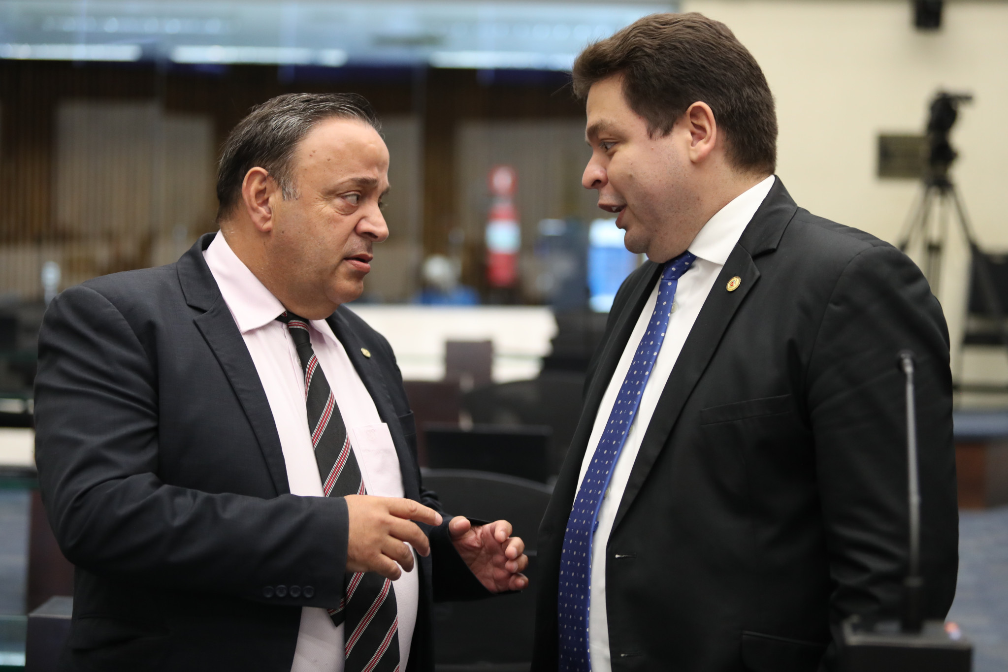 Hussein Bakri e Gugu Bueno se despedem da Assembleia Legislativa ressaltando o respeito ao parlamento