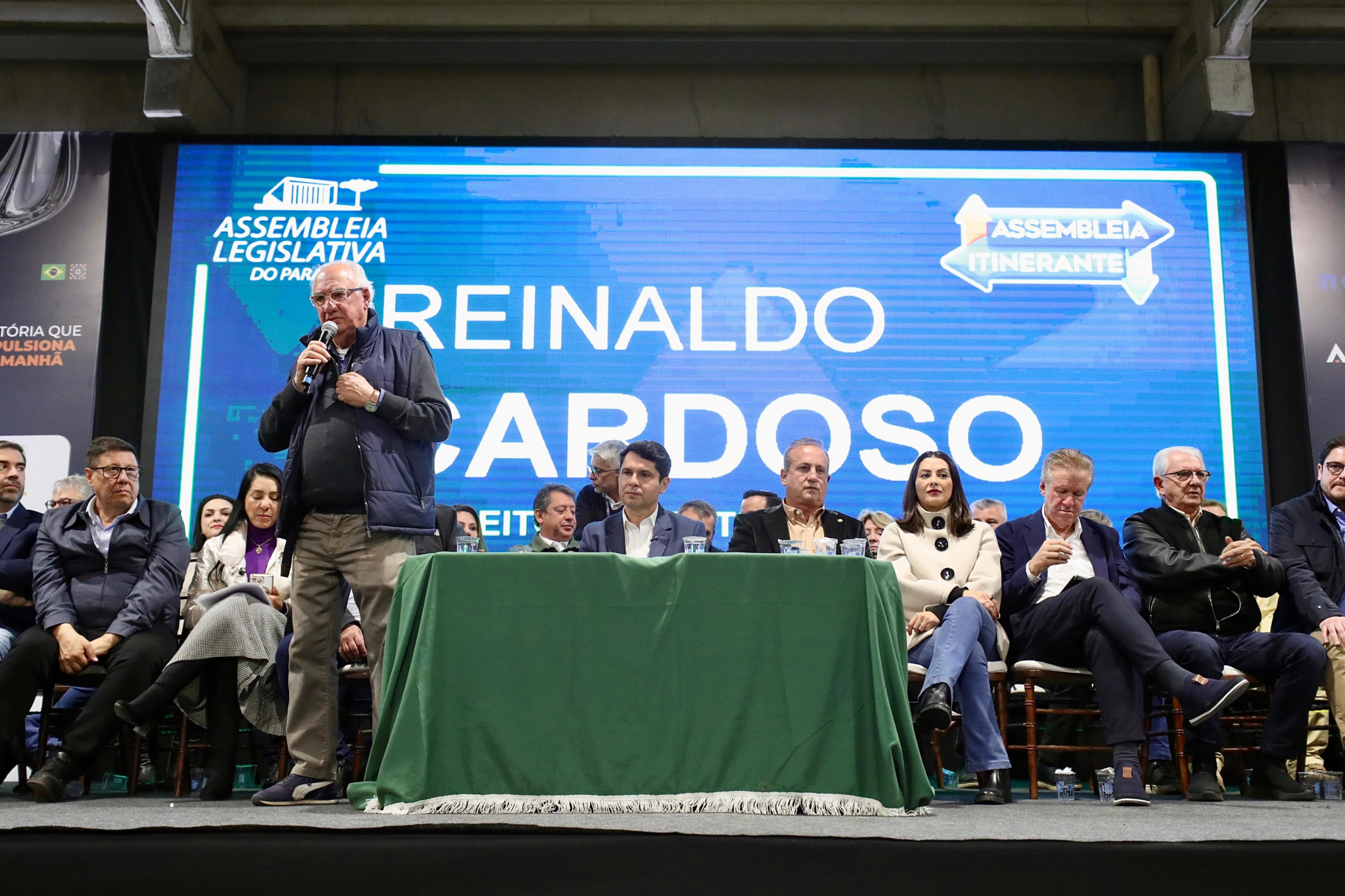 Assembleia Itinerante em Castro recebe mais de 50 reivindicações de entidades e sociedade civil organizada