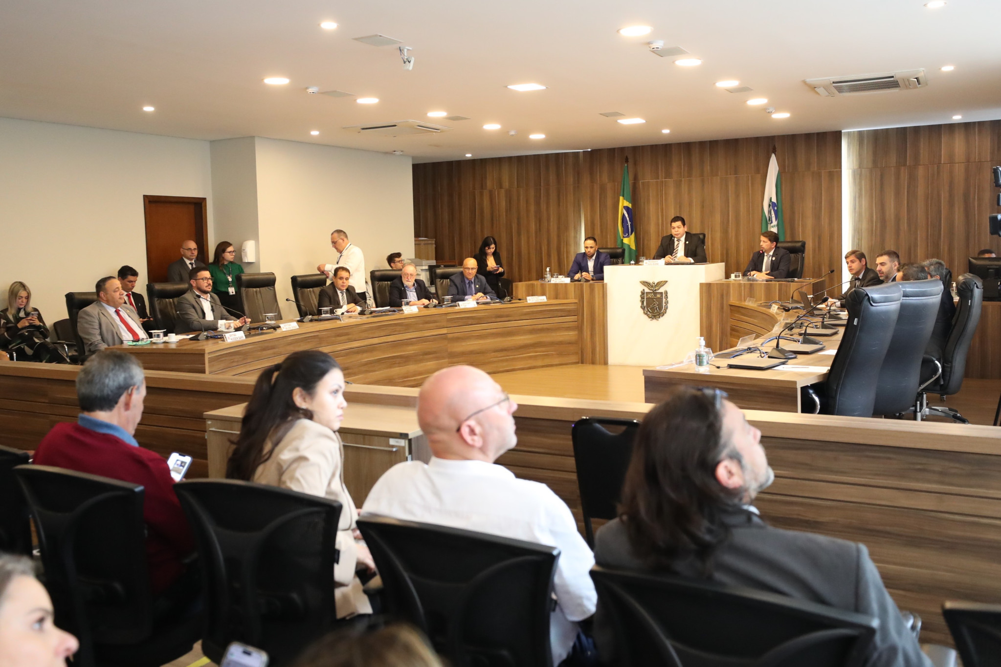 Comissão da Assembleia cobra transparência, obras e segurança das concessionárias de rodovias no Paraná