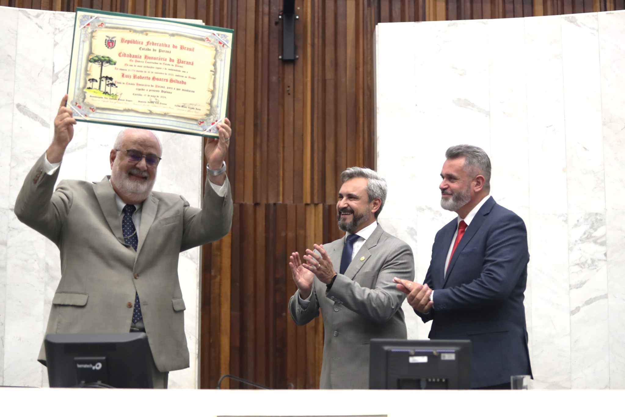 Pastor Luiz Roberto Soares Silvado é o mais novo Cidadão Honorário do Paraná