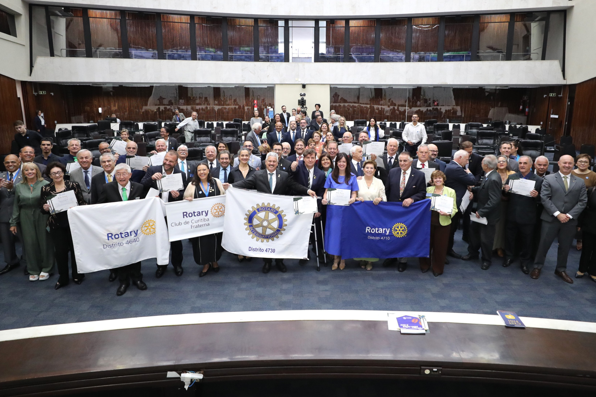 Assembleia Legislativa celebra o Dia do Rotariano Paranaense com homenagens a integrantes de diferentes regiões do Paraná