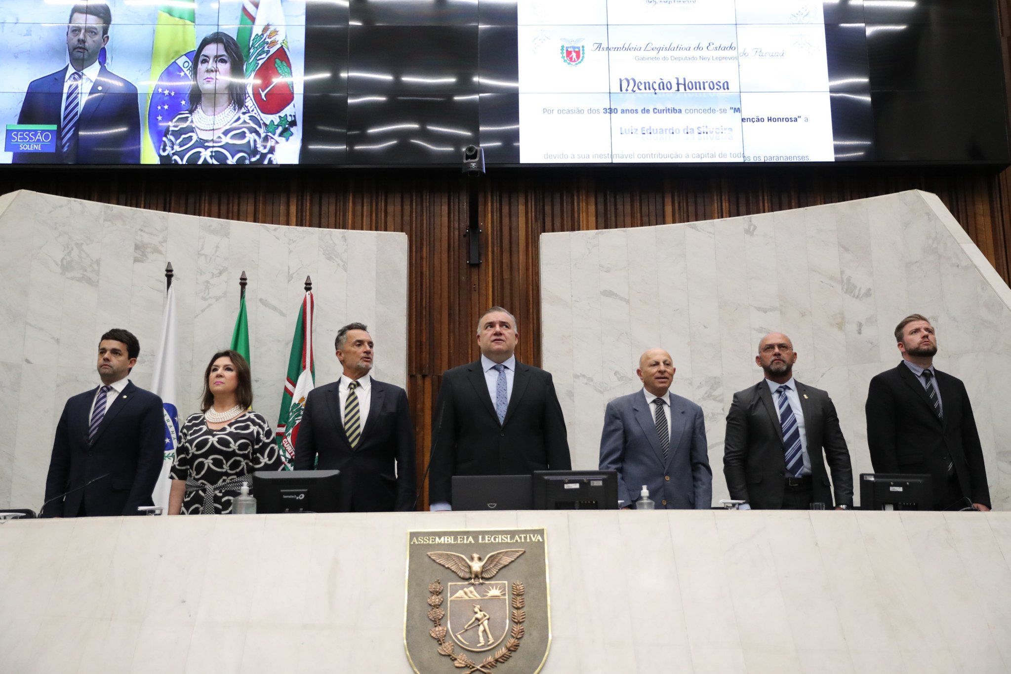 Sessão Solene homenageia o povo de Curitiba em comemoração aos 330 anos da capital