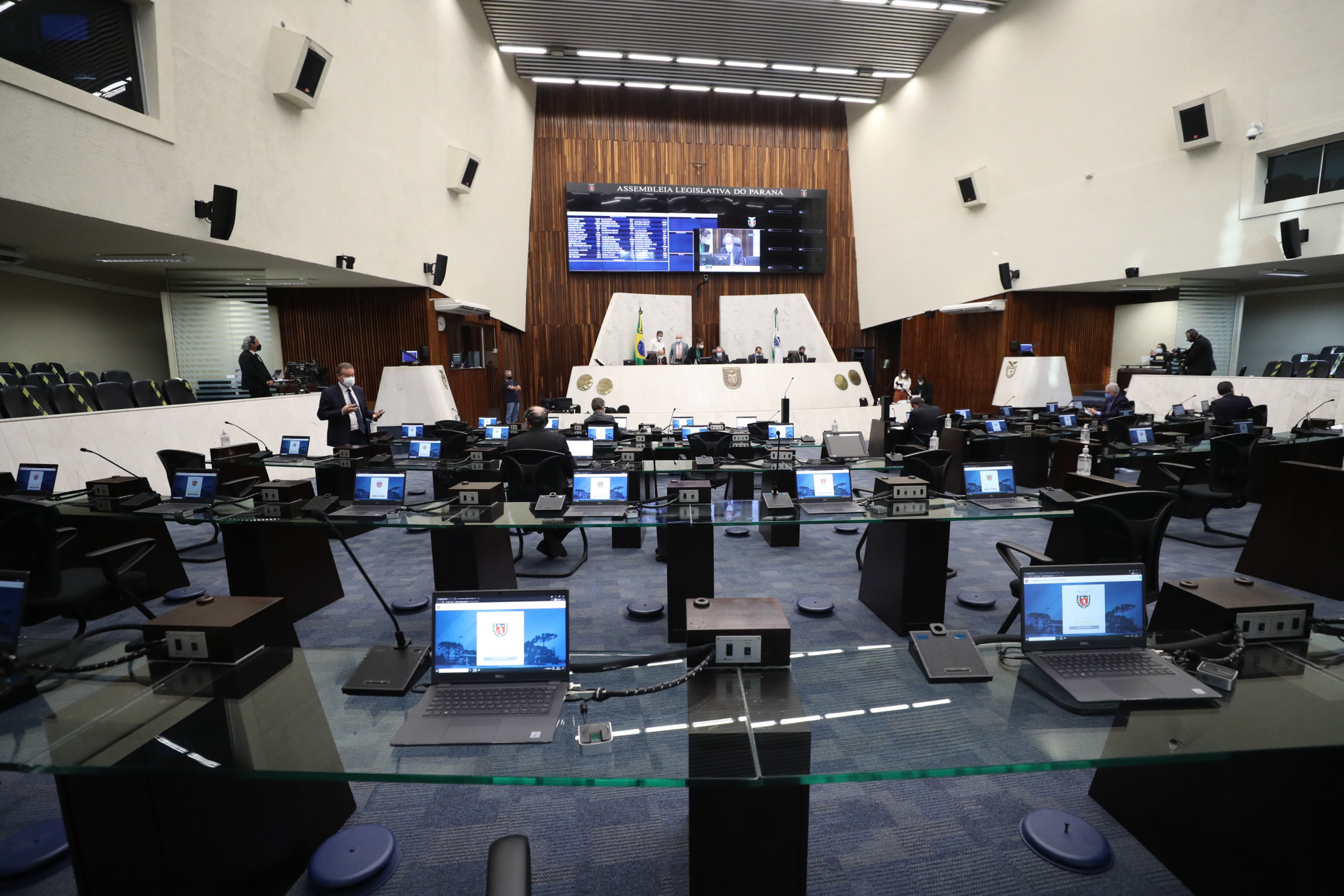 Propostas  Março Roxo e Sinal vermelho avançam na Assembleia