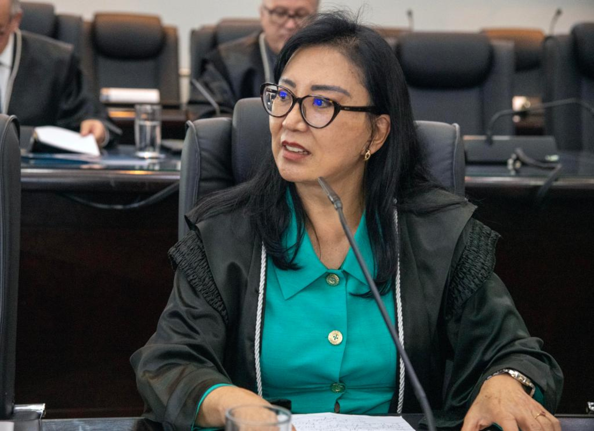 Deputados parabenizam o Tribunal de Justiça do Paraná pela eleição da sua primeira presidente mulher